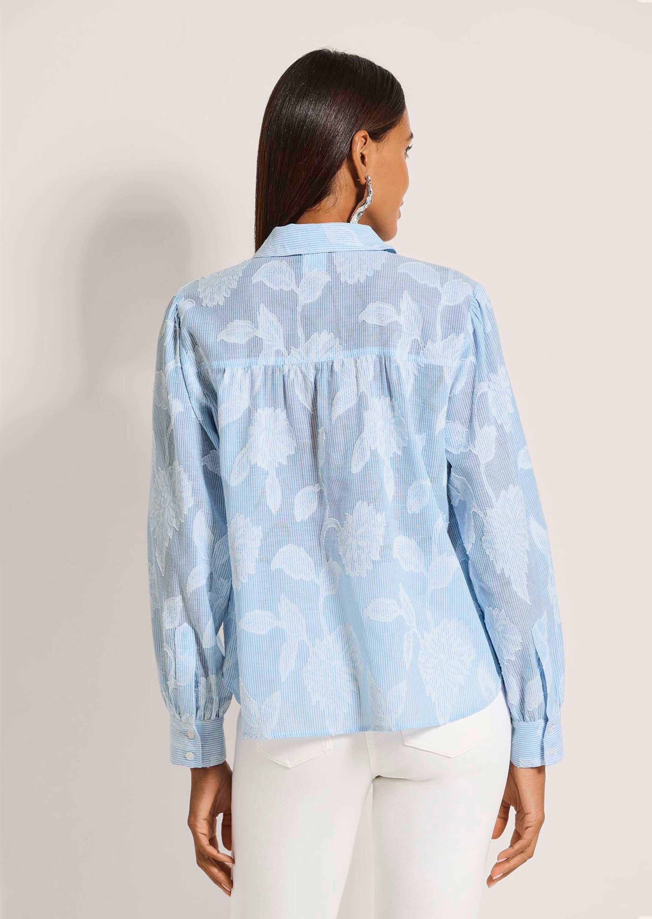 MADELEINE Hemdbluse »Hemdbluse Ausbrennerbluse mit Blütenmotiv« Hemdbluse mit raffung an Passe Verder- und Rückteil