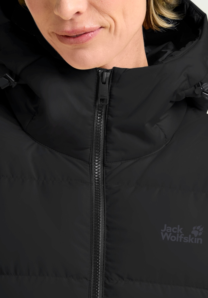 Jack Wolfskin Daunenmantel »FROZEN PALACE COAT W RDS« mit wärmender Daunenfüllung aus Entendaune und Federn, winddicht