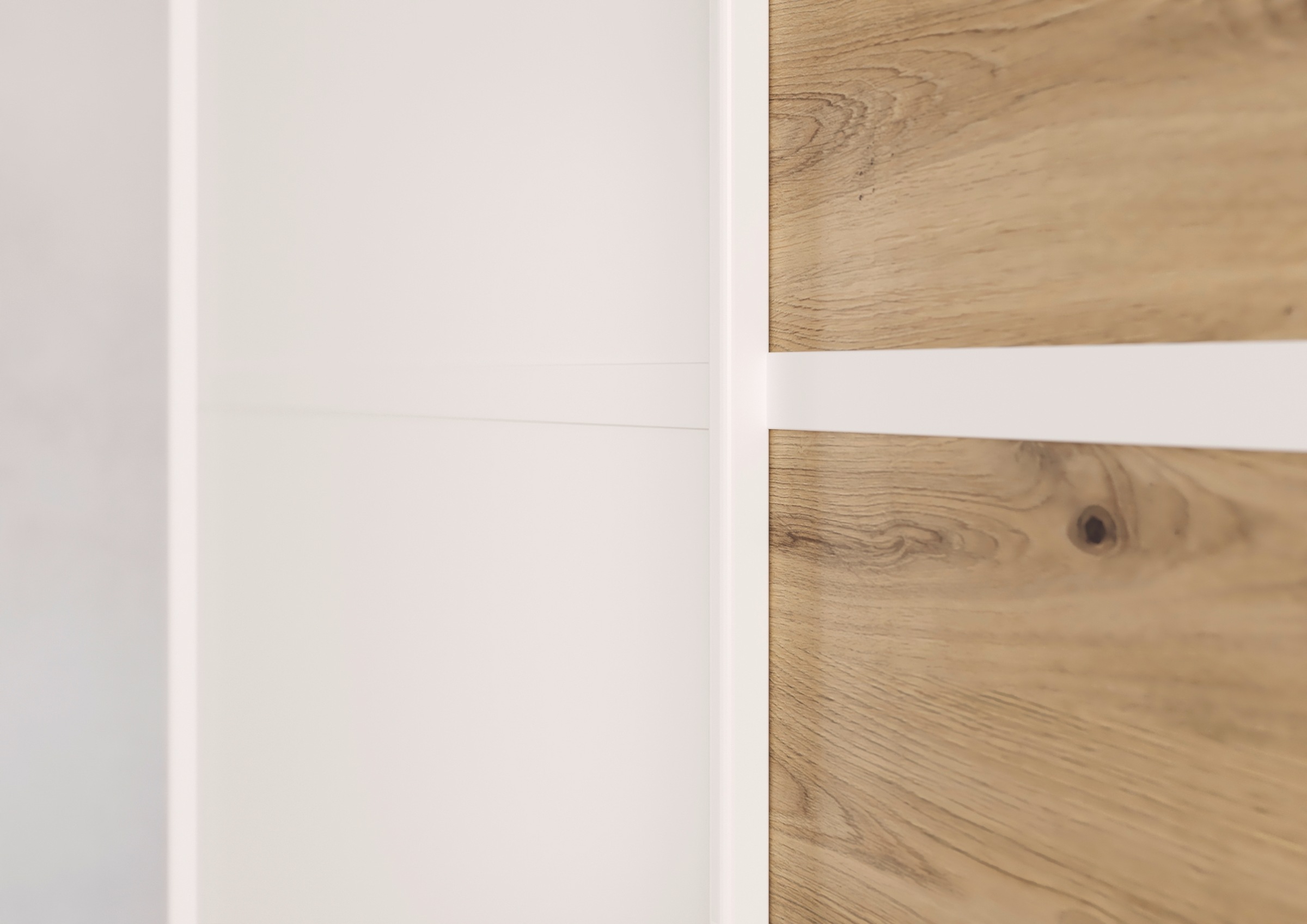 rauch Kleiderschrank »Schwebetürenschrank Garderobe Schrank TOP ANGEBOT Avola«, (in 3 verschiedenen Ausstattungen BASIC/CLASSIC/PREMIUM inkl. Spiegel), mit eleganten Zierleisten in Chrom, Schwarz oder Weiß MADE IN GERMANY