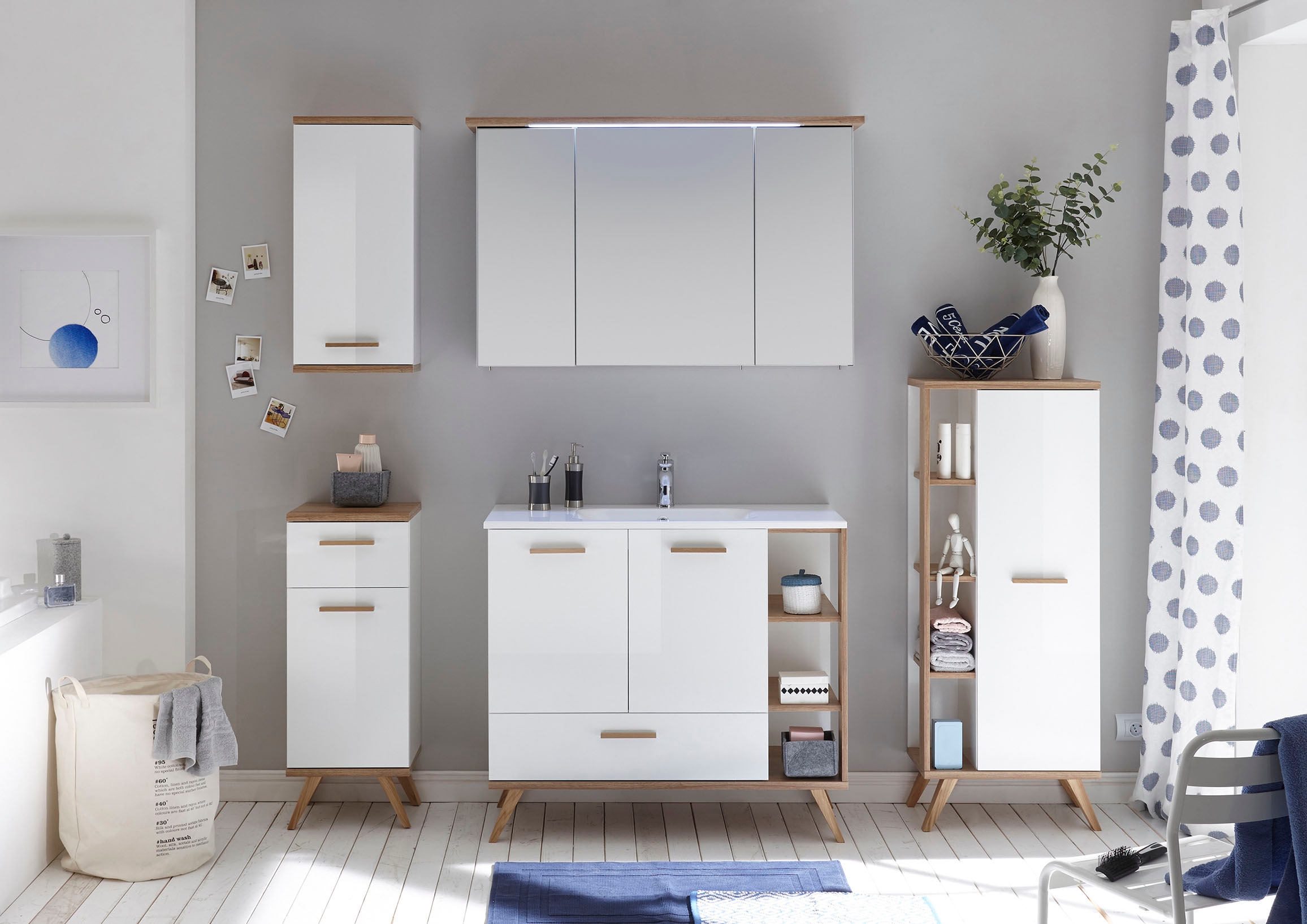 Saphir Badmöbel-Set »Quickset Mineralmarmor-Waschtisch mit LED-Spiegelschrank«, (2 St.), Waschplatz 115 cm breit, 5 Türen, 1 Schublade, inkl. Türdämpfer