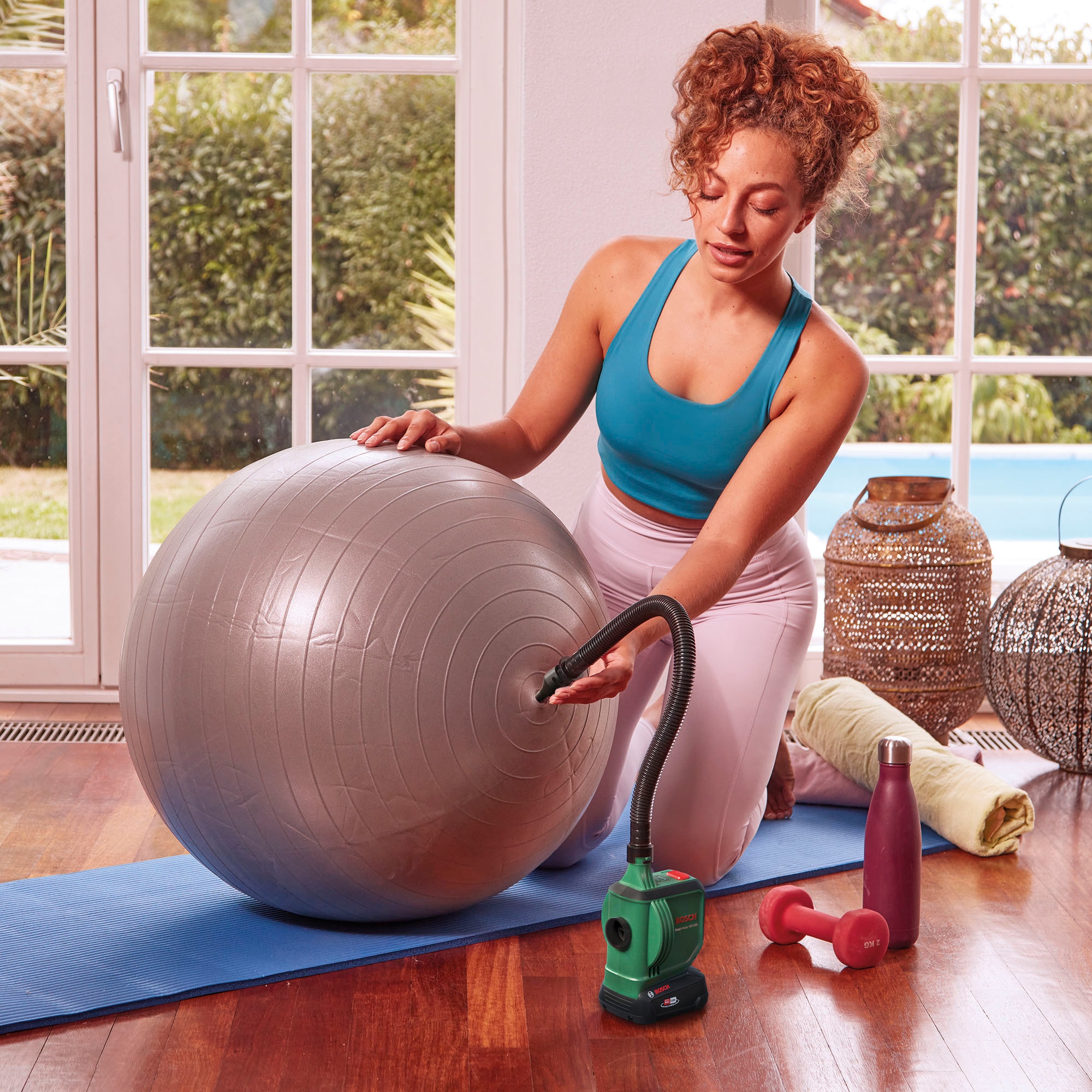 Bosch Home & Garden Akku-Handkompressor »EasyInflate 18V-500« mit Akku 18V/2,0Ah und Ladegerät