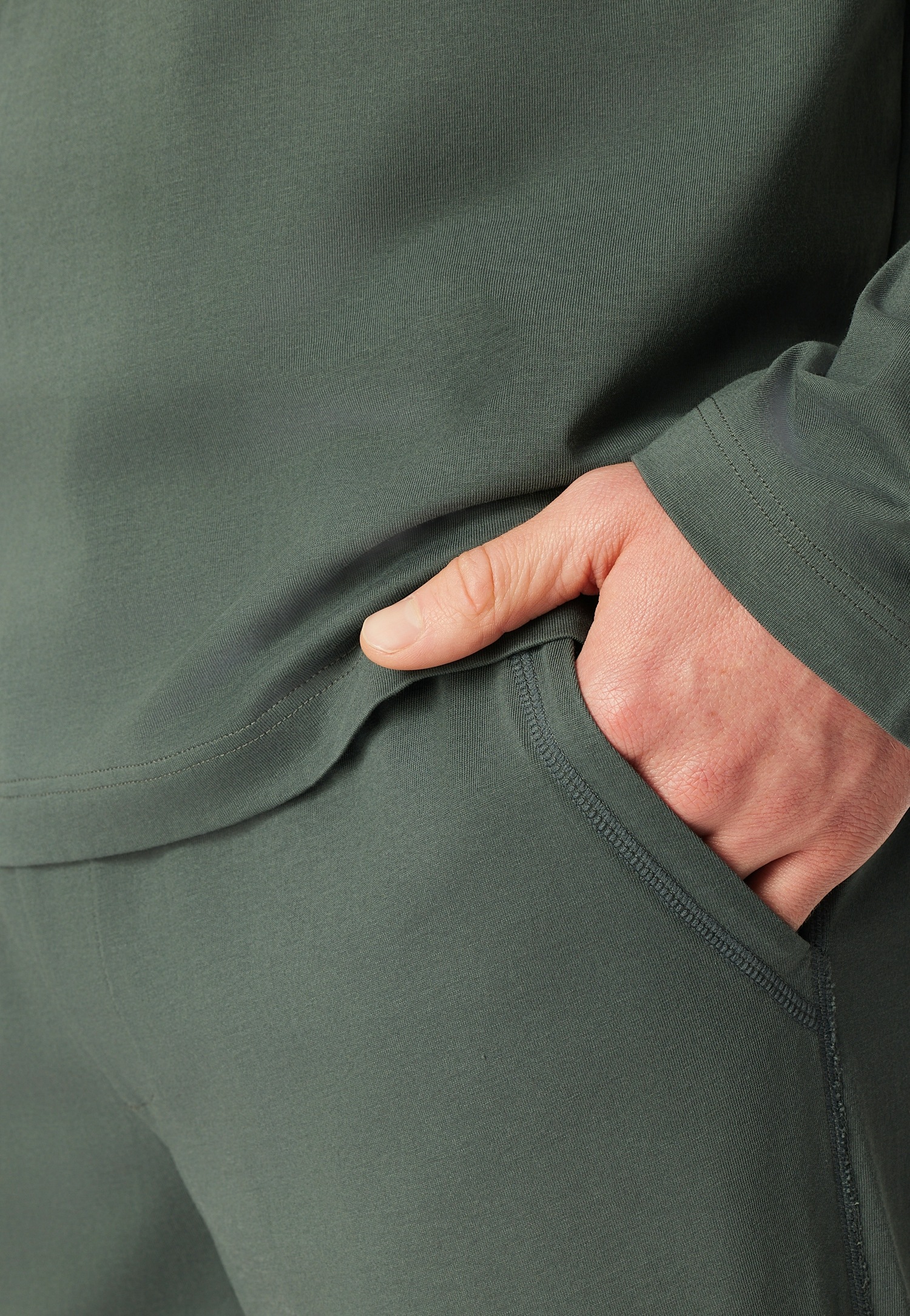 Schiesser Schlafanzug »Modern Nightwear« 2 tlg. seitliche Taschen, Brusttasche, Langarm, Baumwolle, Single Jersey