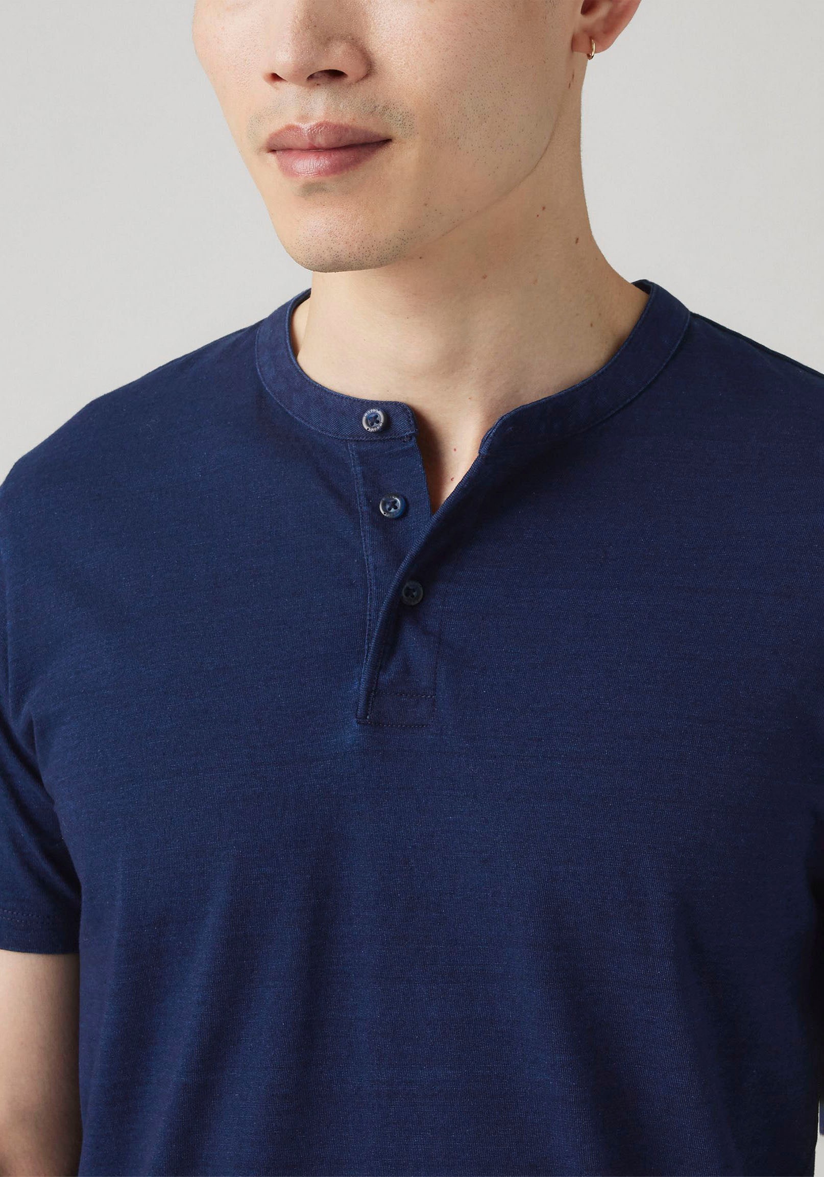 Levi's® Henleyshirt, mit Logo Stickerei