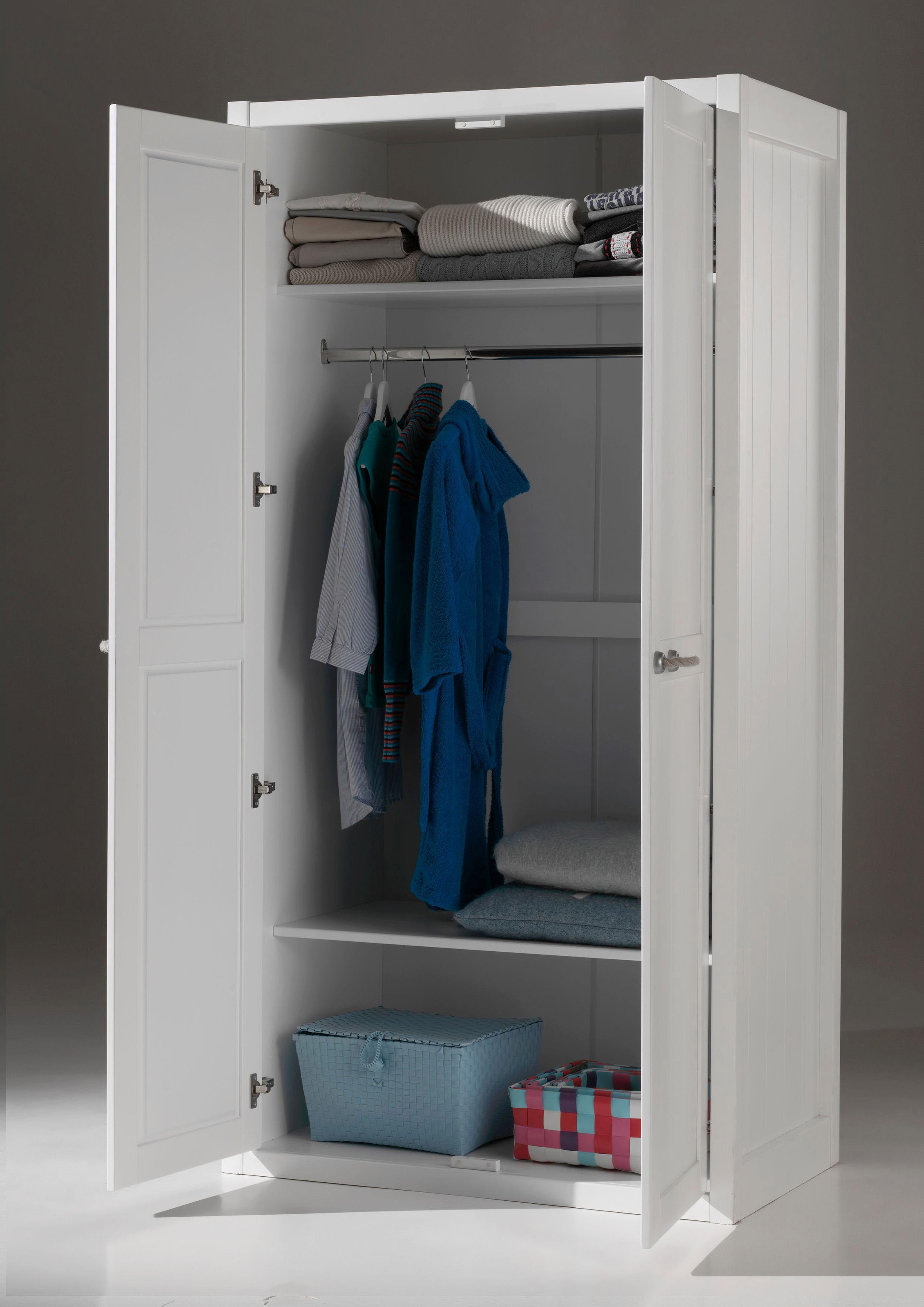 Vipack Kleiderschrank »Lewis«, (Made in Europe), in 2 Breiten, MDF-Oberfläche
