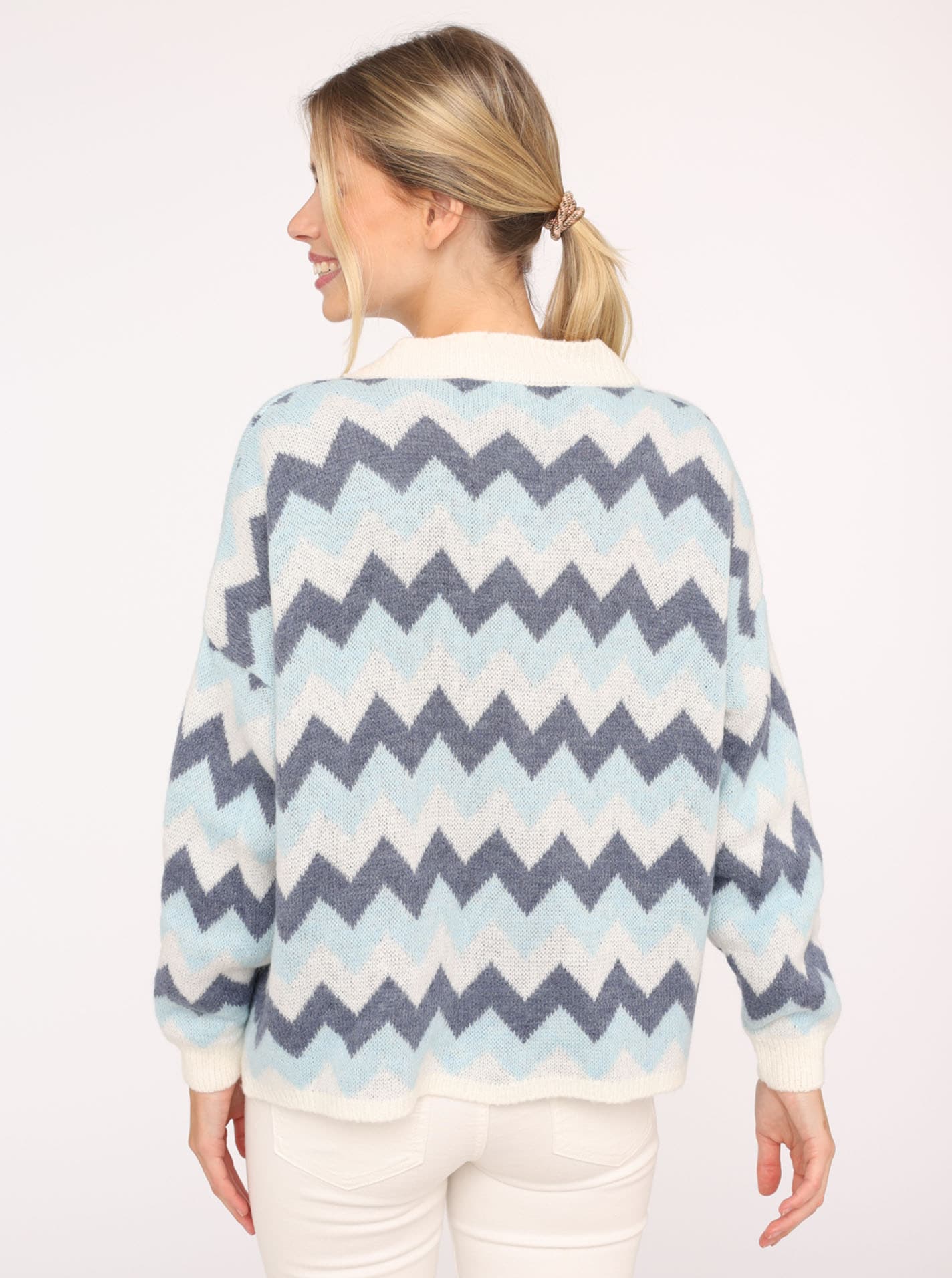 Zwillingsherz Strickjacke, Langarm, Zick-Zack-Muster, Knopfleiste, tiefer V-Ausschnitt