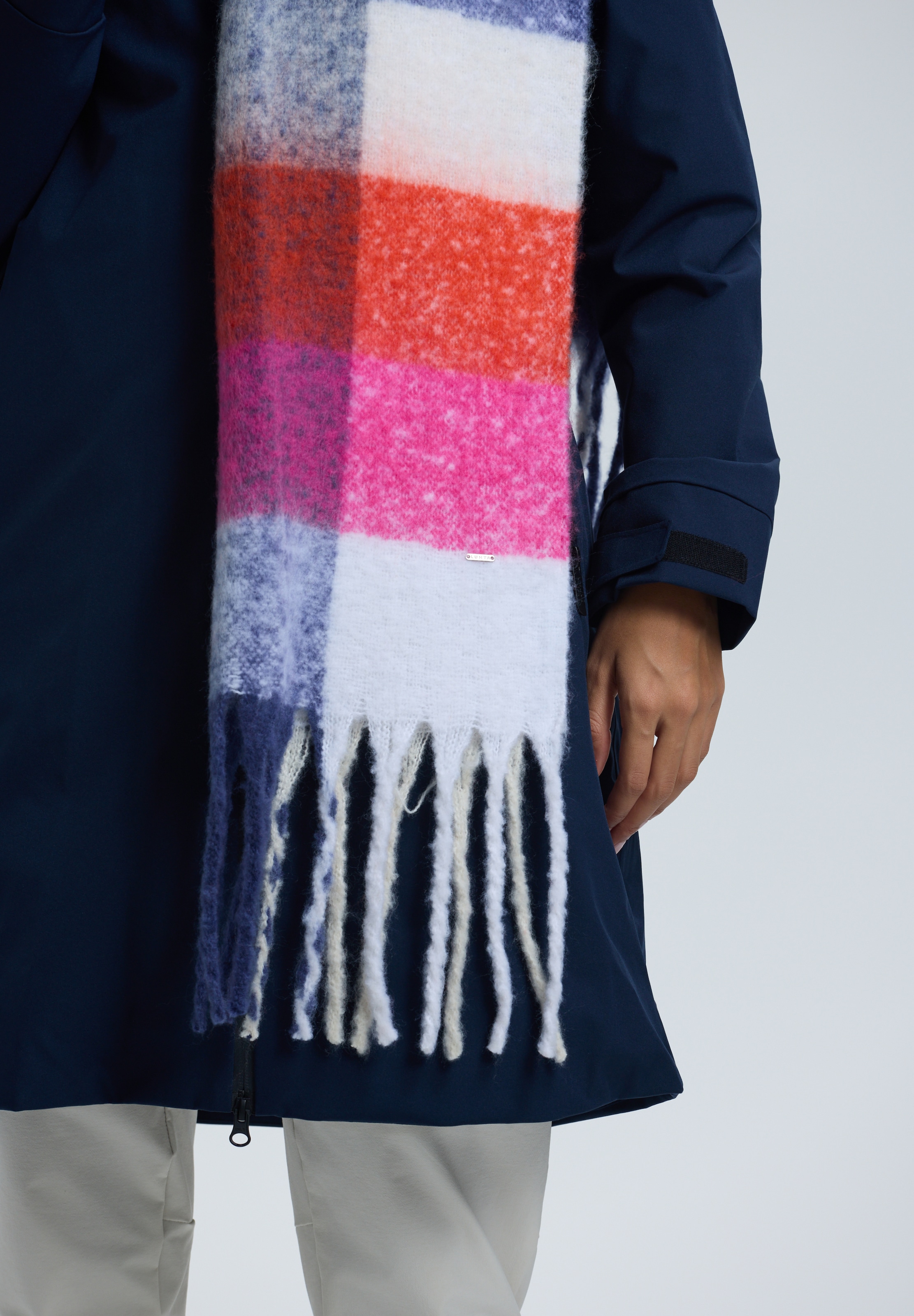 Luhta Schal »LUHTA NAANJOKI« 1 Stk. für Erwachsene, mit Fransen, mit Logo-Label, sportlicher Stil