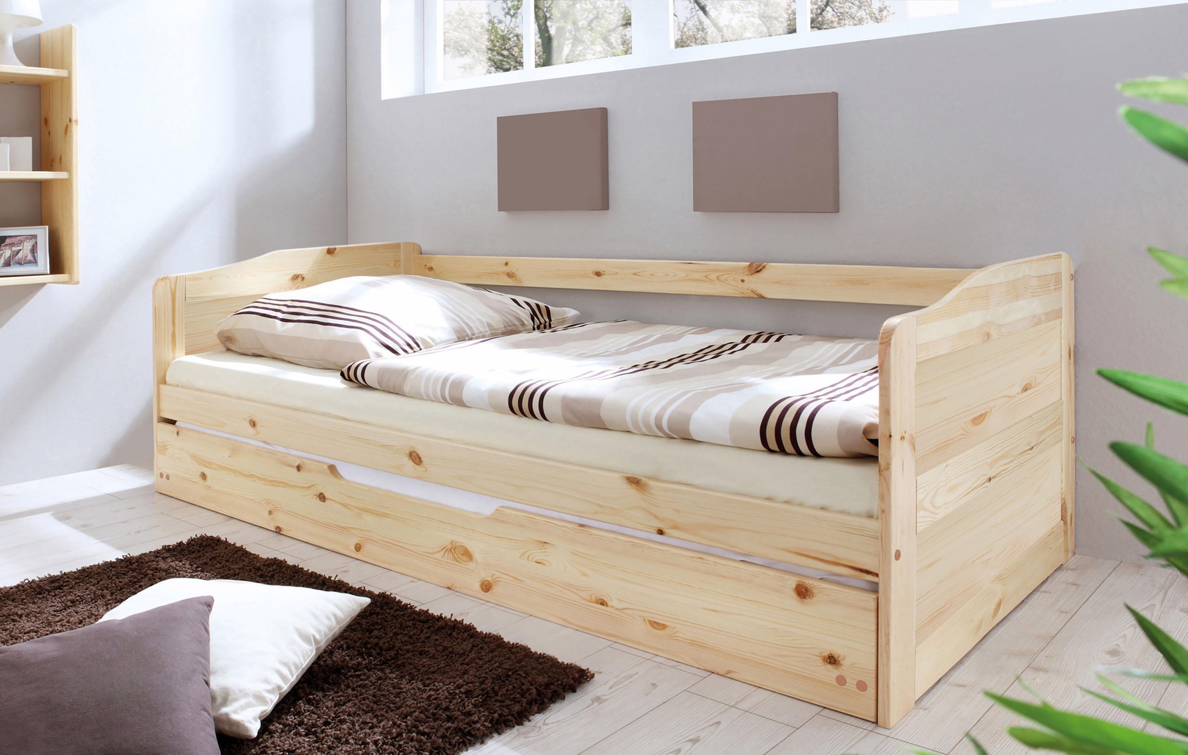 Funktionsbett aus Holz