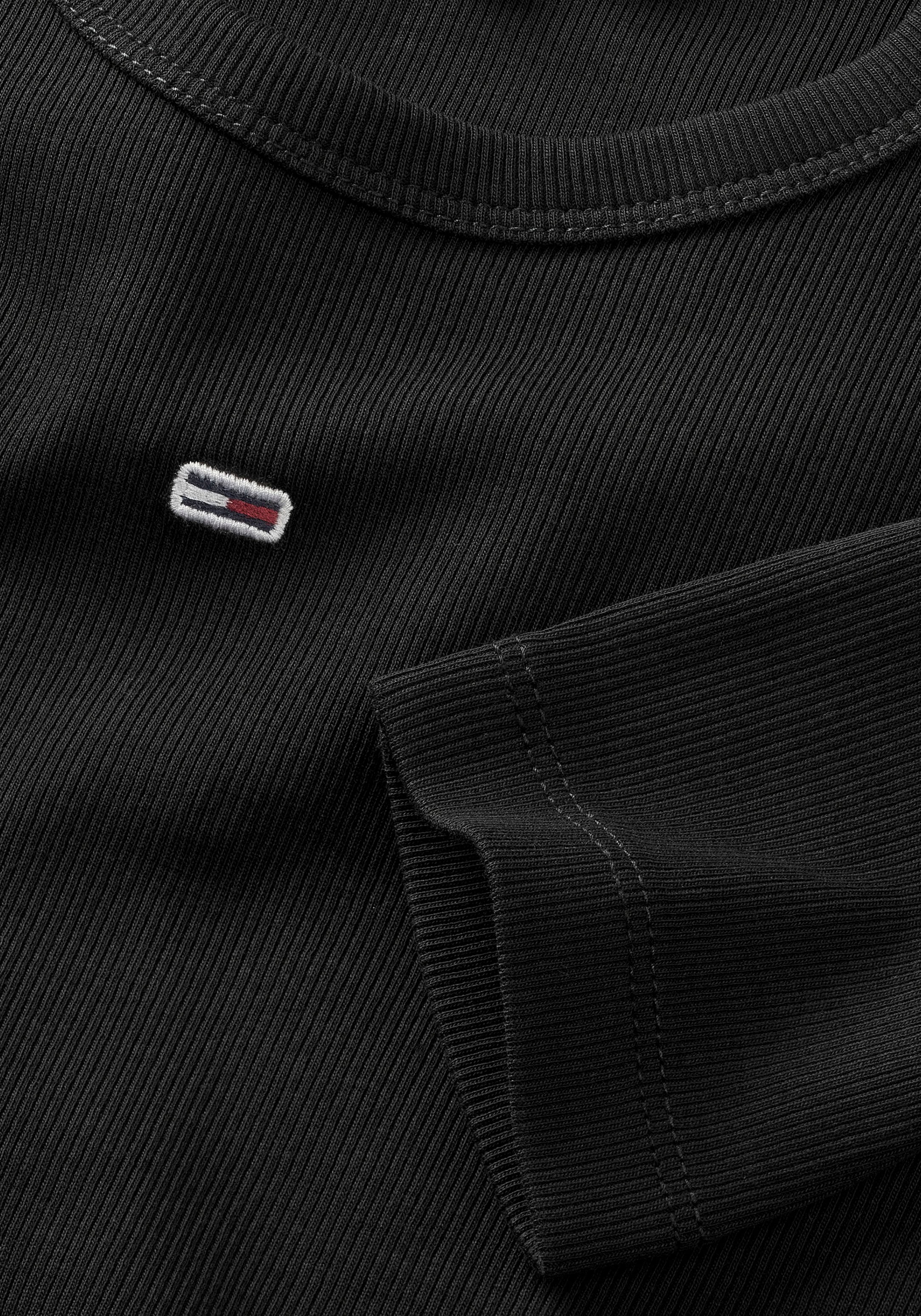 Tommy Jeans Langarmshirt »TJW SLIM ESSENTIAL RIB LS«, mit Logostickerei