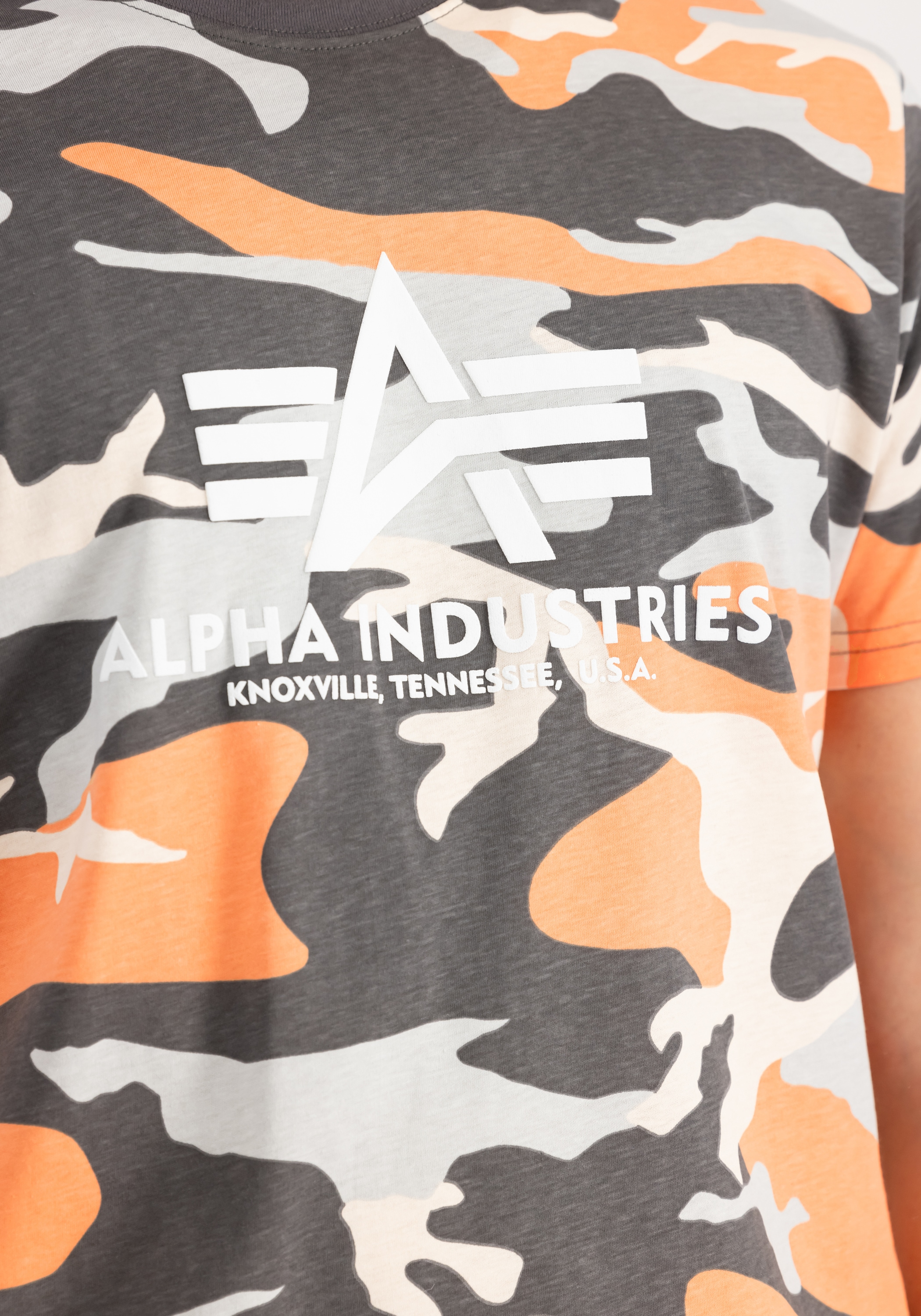 Alpha Industries T-Shirt »Alpha Industries Men - T-Shirts Basic T-Shirt BL Camo PP«
