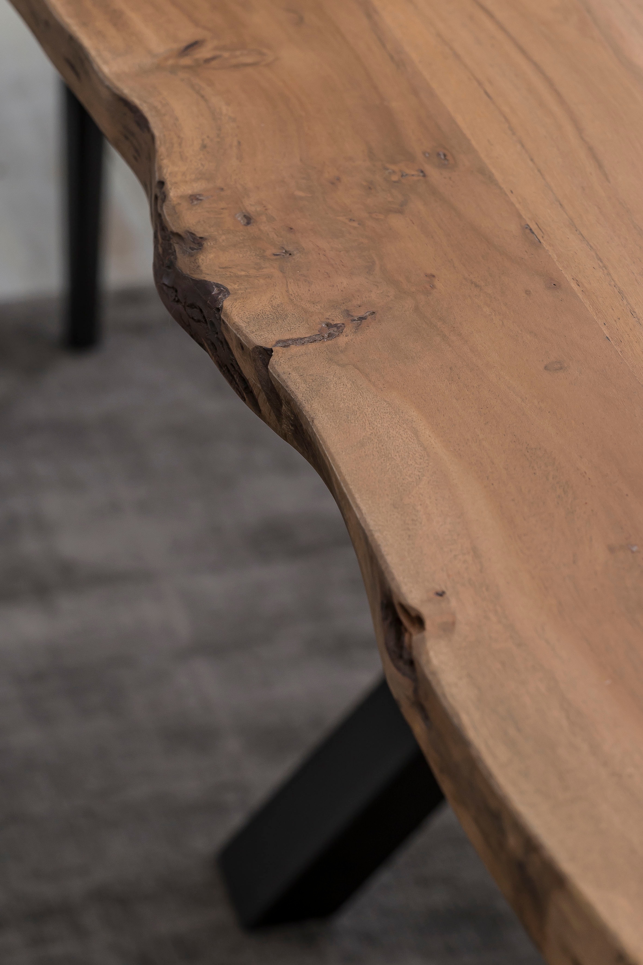 Home affaire Esstisch »Soho« mit echter Baumkante