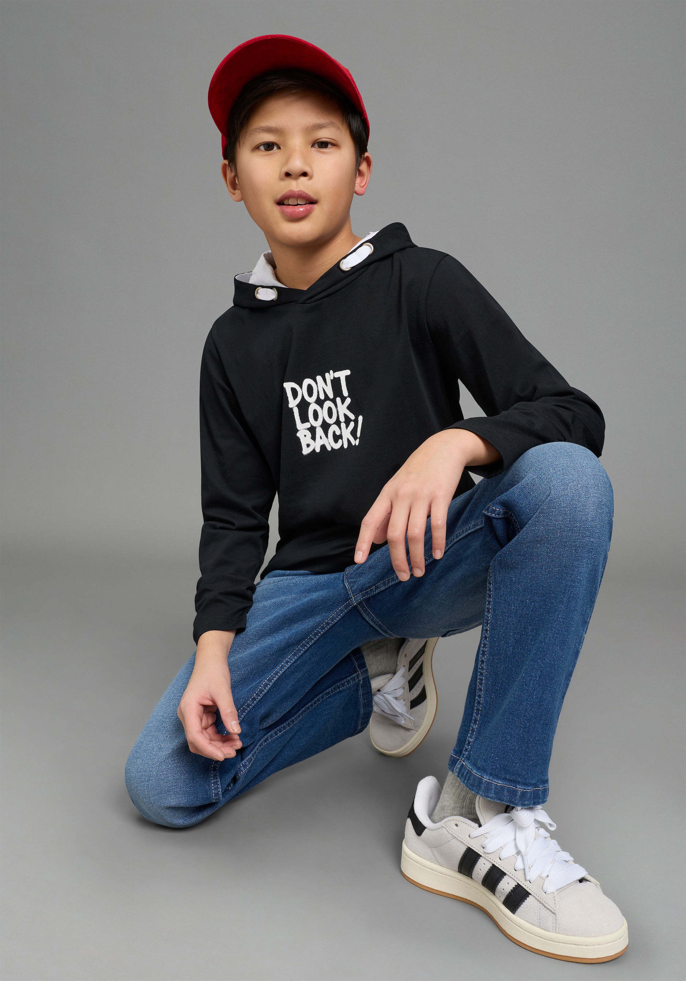 KIDSWORLD Kapuzenshirt »Kapuzenshirt mit Spruch: DON'T LOOK BACK« Langarm, bedruckt, aus Baumwolle und Polyester