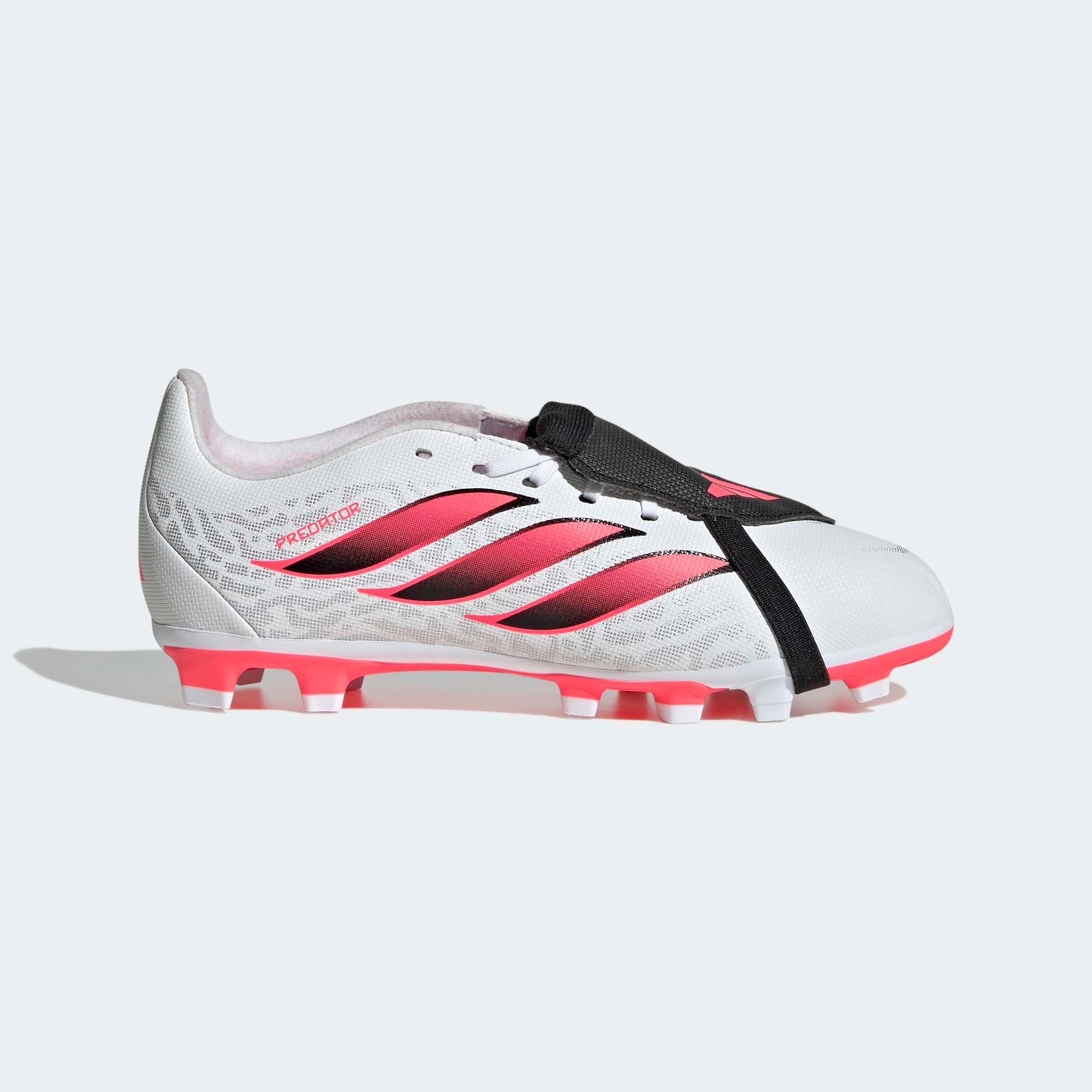 adidas Performance Fußballschuh »PREDATOR CLUB KIDS , FESTE BÖDEN/GEMISCHTE BÖDEN, UMSCHLAGBARE ZUNGE«  für viele verschiedene Böden geeignet, für Jugendliche & Kinder