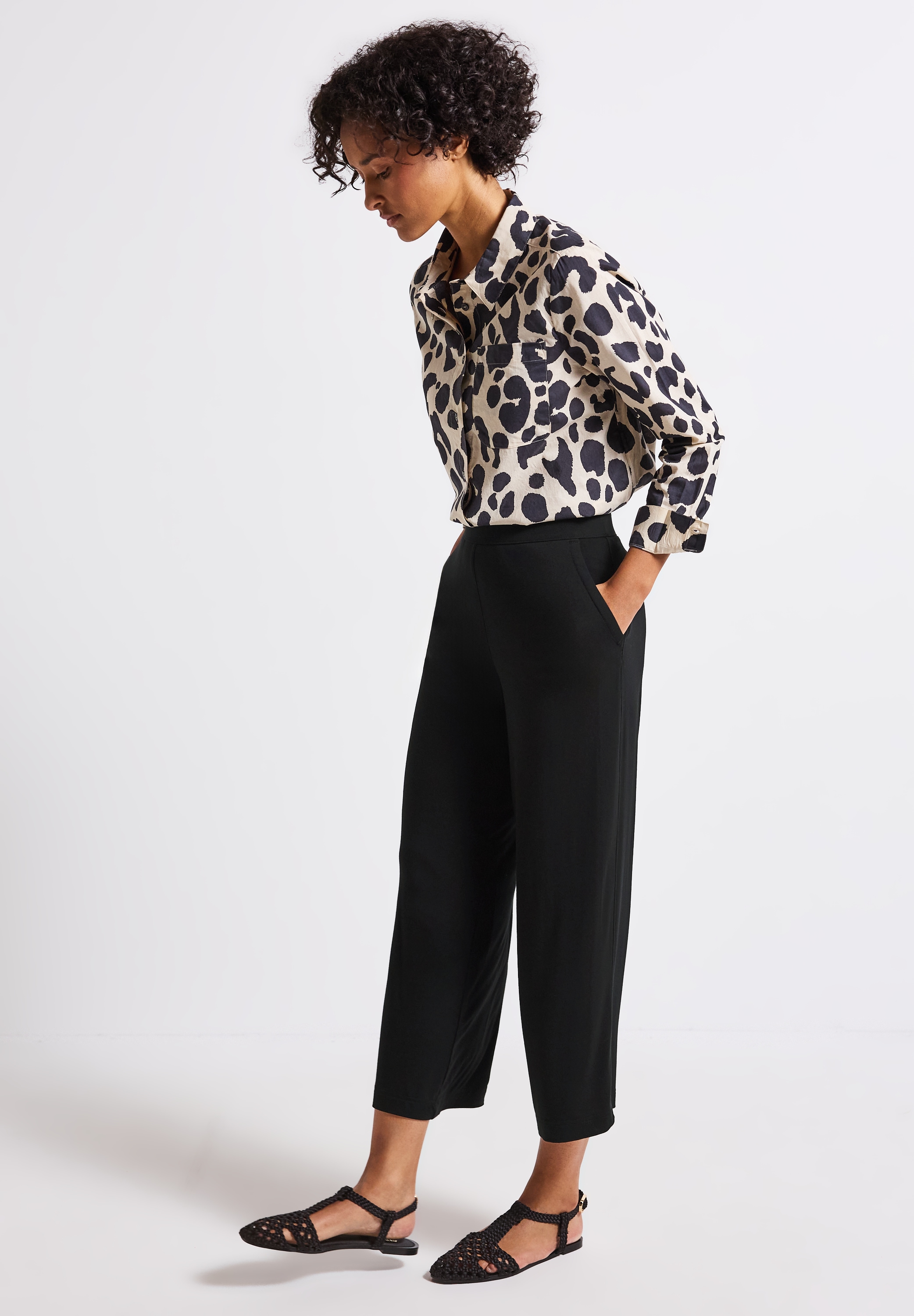 STREET ONE Stoffhose »Style EMEE«, 7/8-Länge und seitliche Taschen