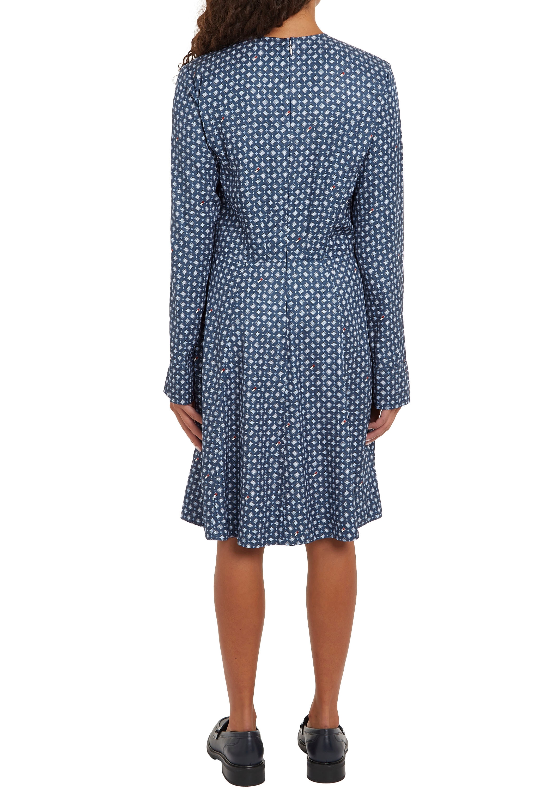 Tommy Hilfiger Blusenkleid »FOULARD FIT & FLARE KNEE DRESS«, mit Tommy Hilfiger Markenlabel
