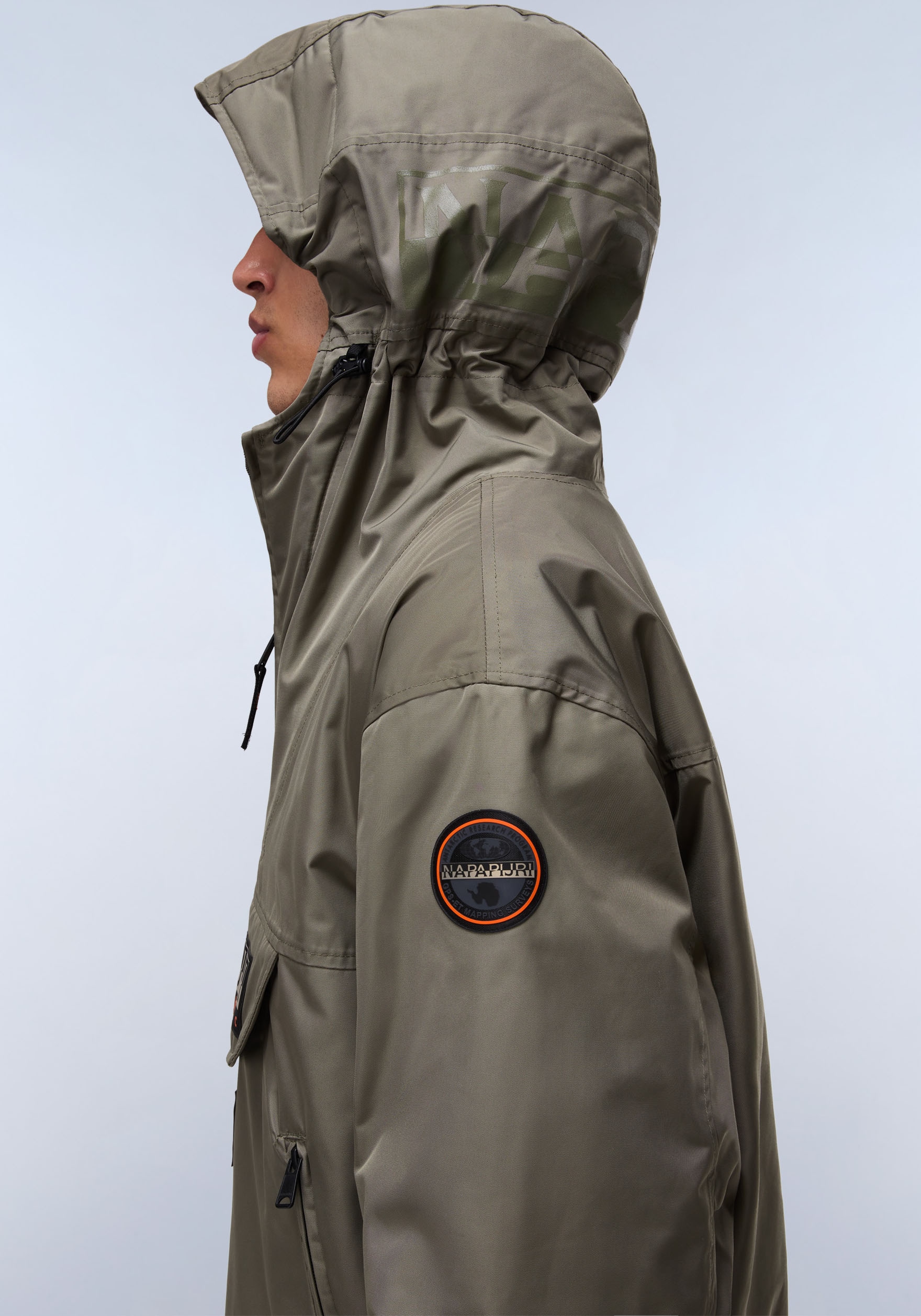 Napapijri Anorak »RAINFOREST« mit Kapuze regular fit, mit seitlichen Reißverschluss, Belüftungsösen,