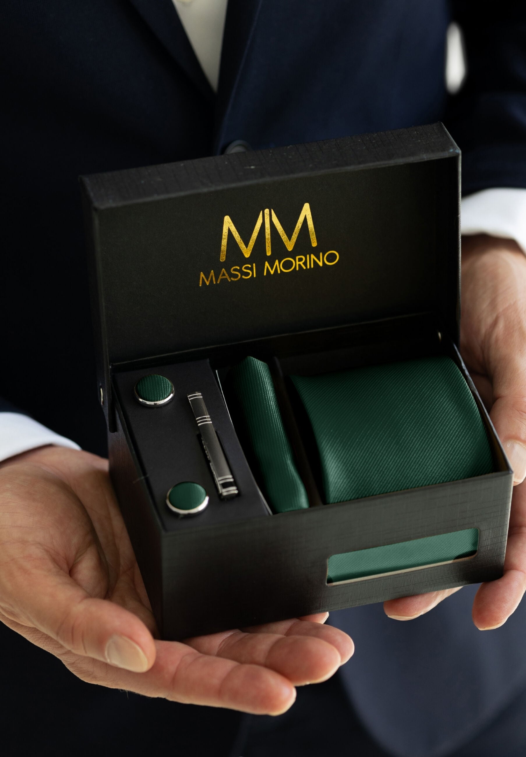 Massi Morino Krawatte »Massi Morino Krawatten-Set« mit Einstecktuch, Manschettenknöpfen und Krawattenklammer