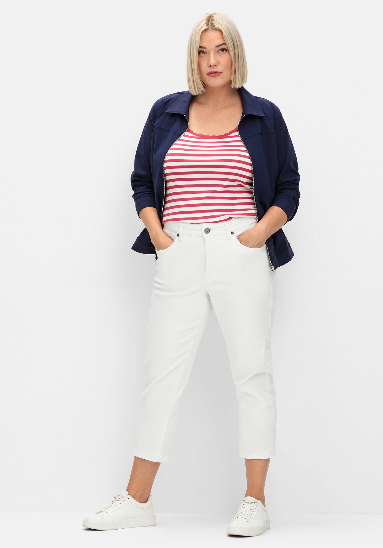 Sheego Stretch-Jeans »Schmale 7/8-Jeans mit Kontrasttape innen am Saum«
