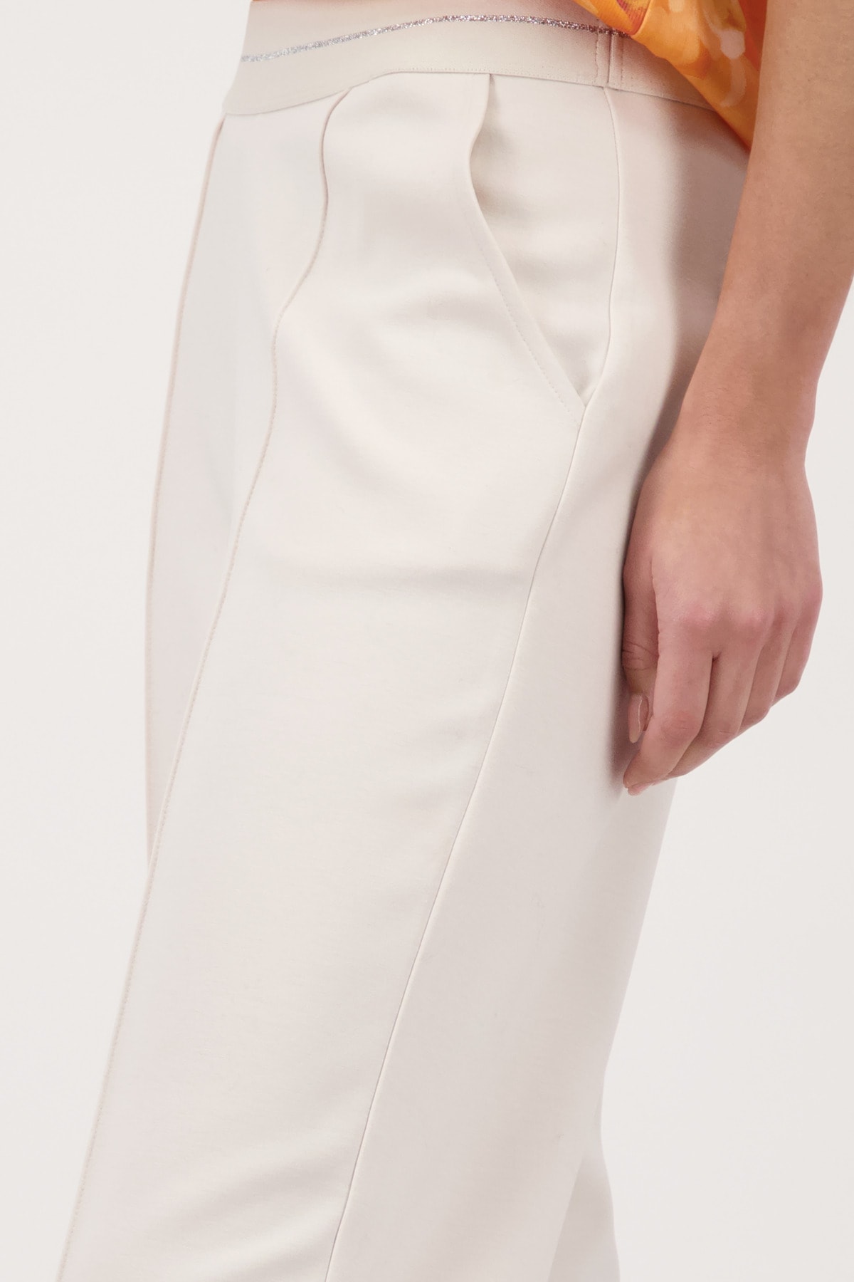 Monari Jogger Pants »Basic Lurex«  elastischer Bund mit Glitzerstreifen, Straight Fit