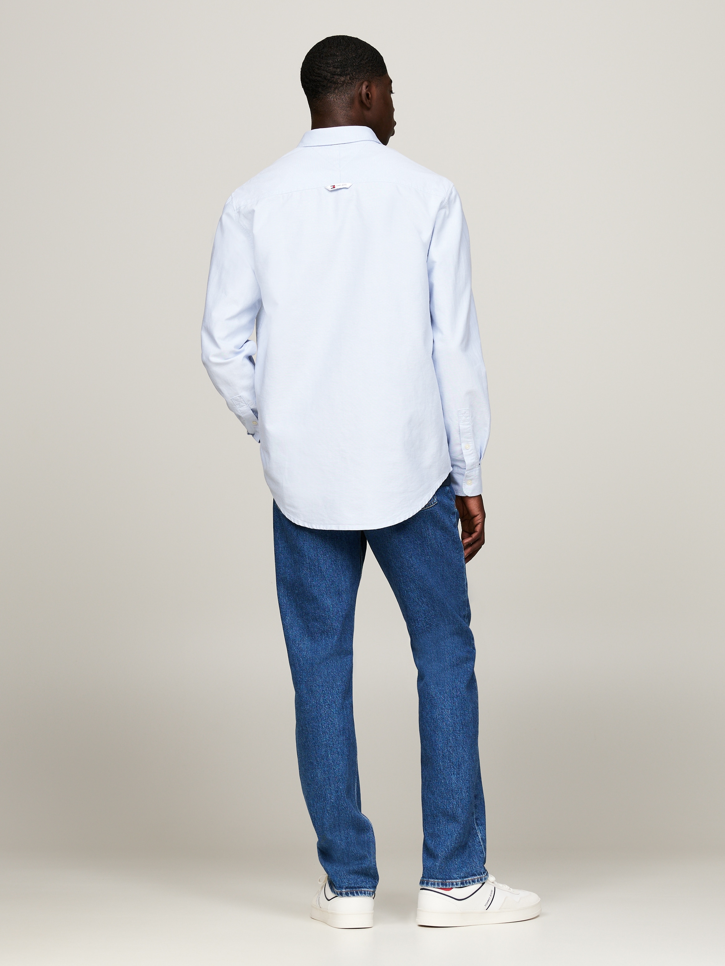 Tommy Jeans Langarmhemd »TJM ENTRY REG OXFORD SHIRT«, mit Logoprägung