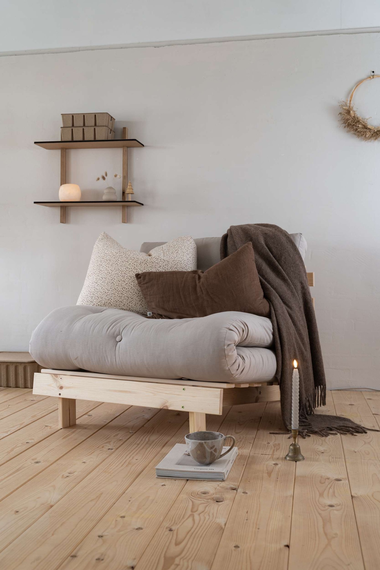Karup Design Daybett »Roots Schlafsofa, Gästebett, Sofa inkl. Futonmatratze«, Liegefläche 90/140/160 x200 cm, FSC® zertifizierte Kiefer