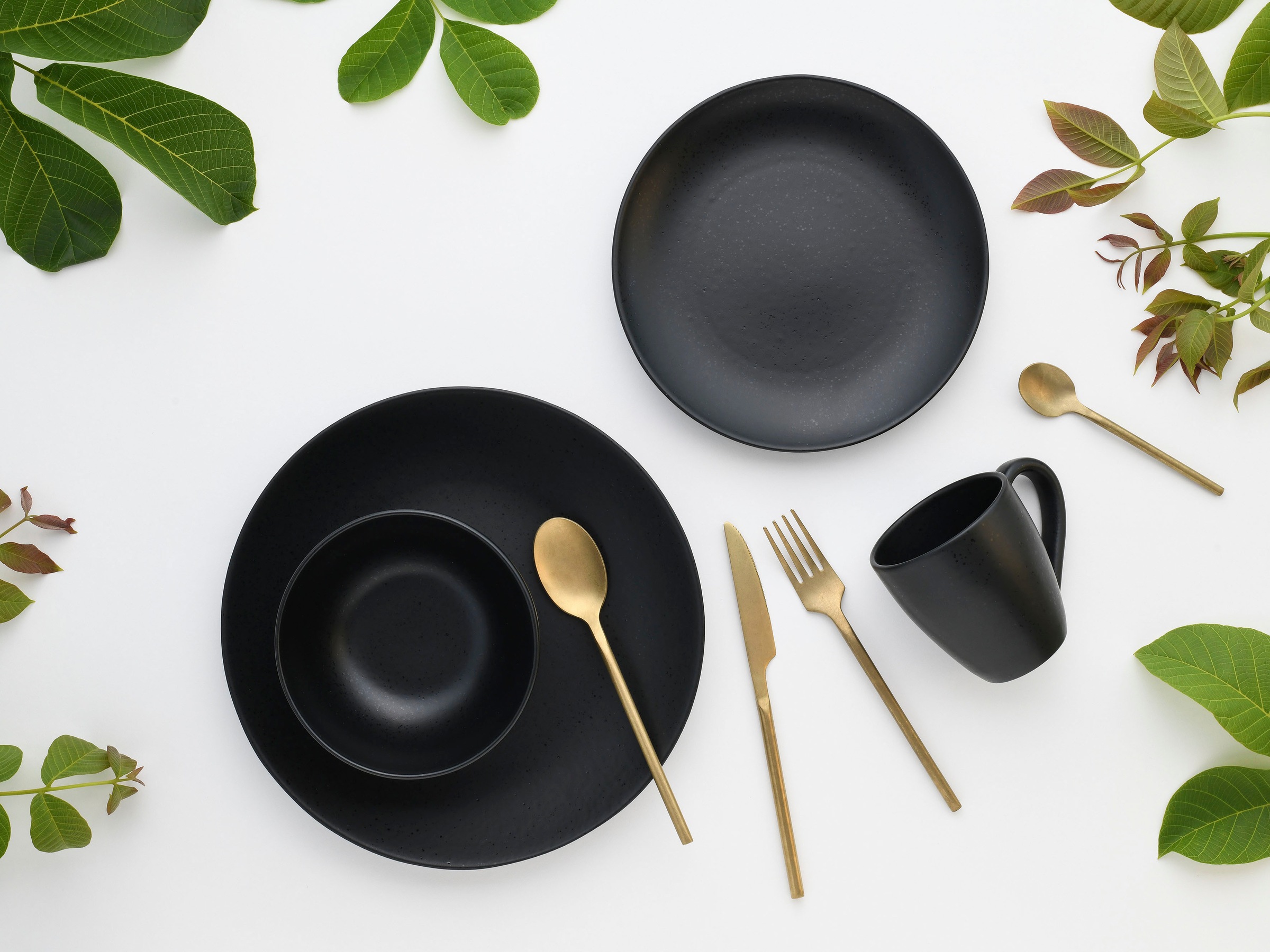 CreaTable Kombiservice »Magic Black Coupe«, (Set, 8 tlg.), Spezialglasur mit glänzenden Sprenkeln
