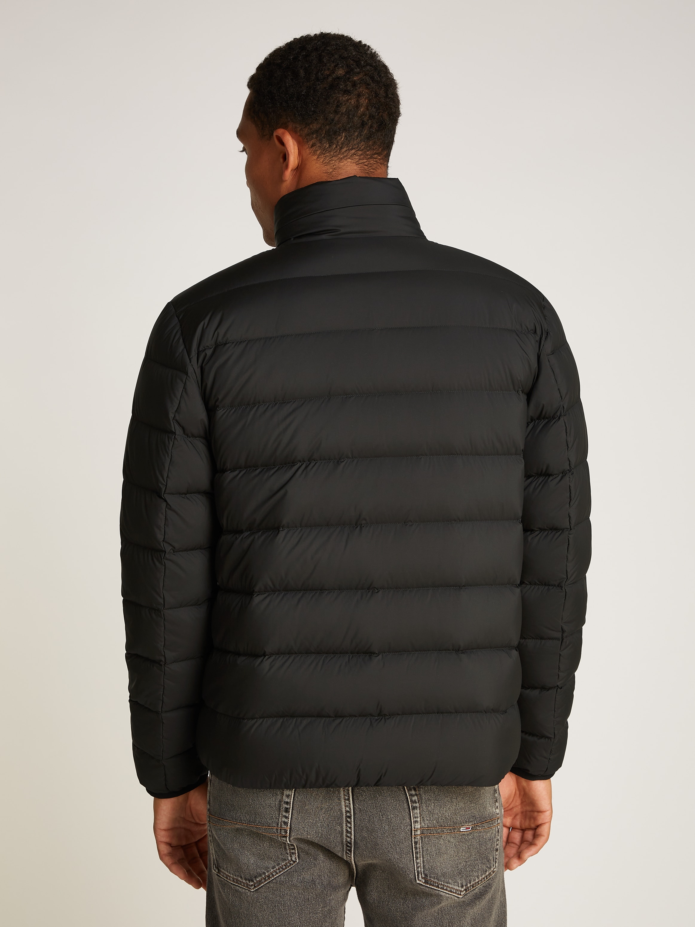Tommy Jeans Steppjacke »TJM LT DOWN PRINTED JACKET«, mit Daunenwattierung