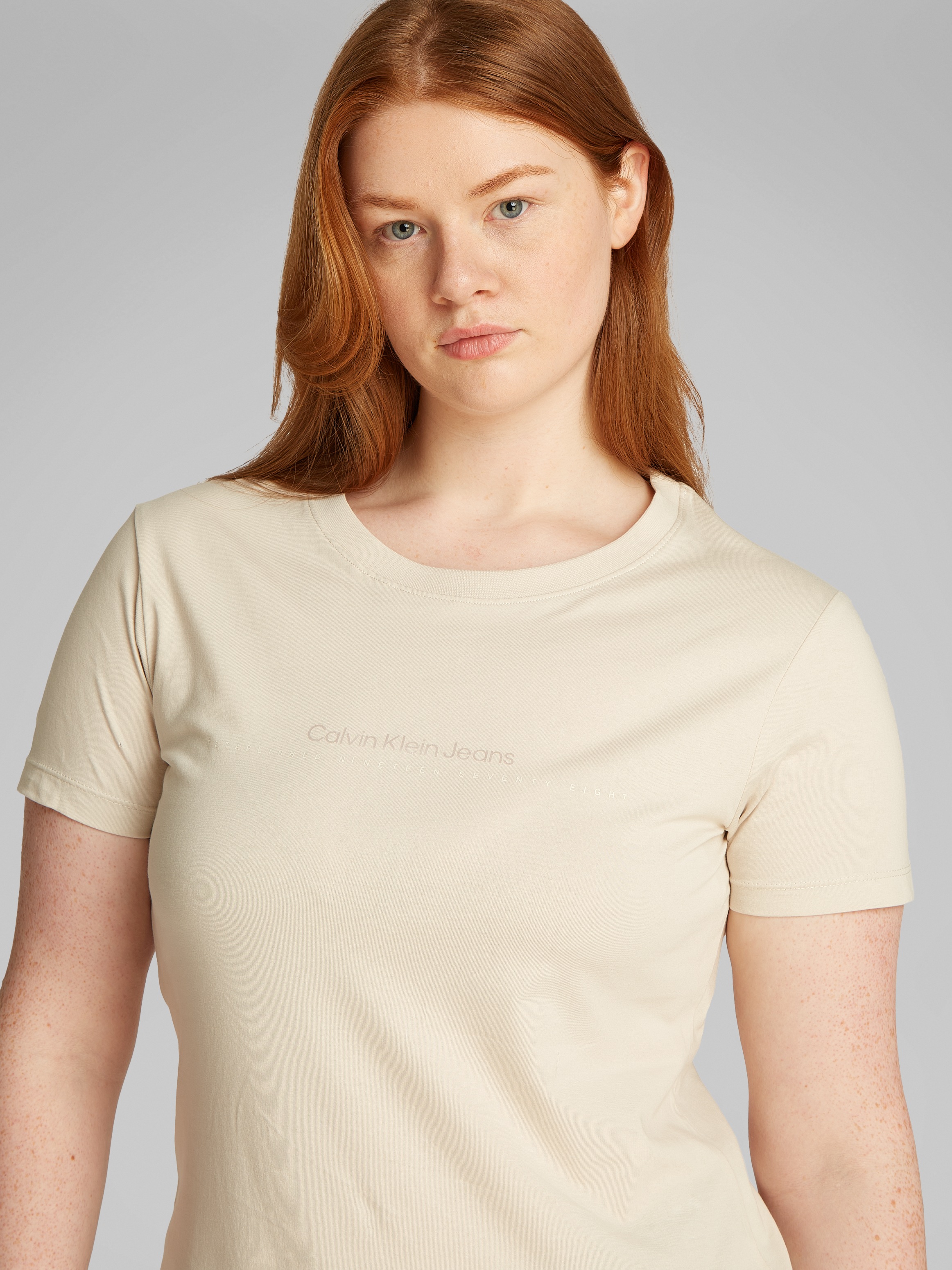 Calvin Klein Jeans Plus T-Shirt »PLUS INSTIT GRAPHIC SLIM TEE«, in großen Größen, Logoschriftzug