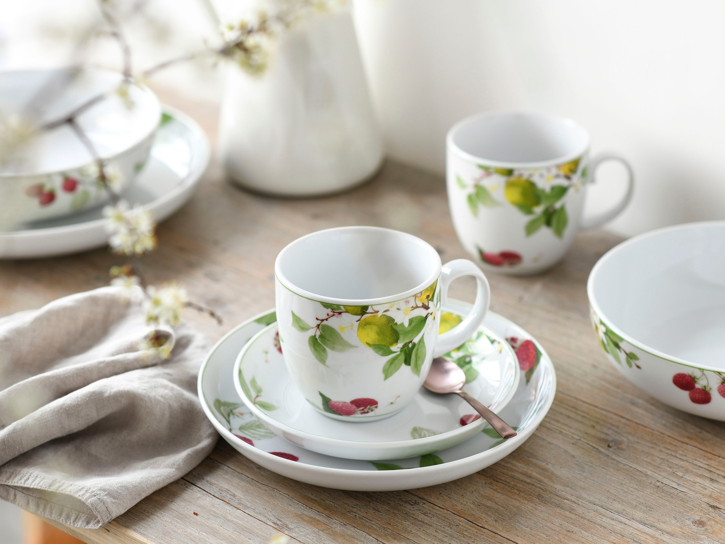 CreaTable Kombiservice »Geschirr-Set Royal Orchard«, (Set, 10 tlg., Kaffeeservice und Tafelservice im Set, für 2 Personen), Service, mit hübschen Obstdekor, 10 Teile, für 2 Personen