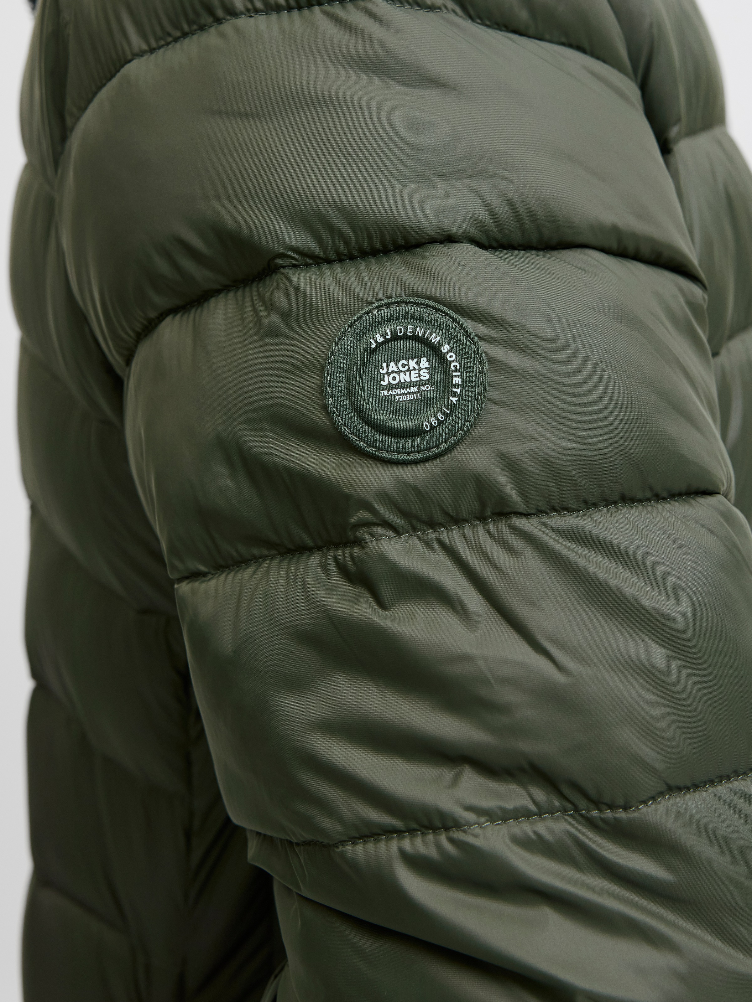 Jack & Jones Steppjacke »JJEBRADLEY LIGHT PUFFER COLLAR NOOS« ohne Kapuze