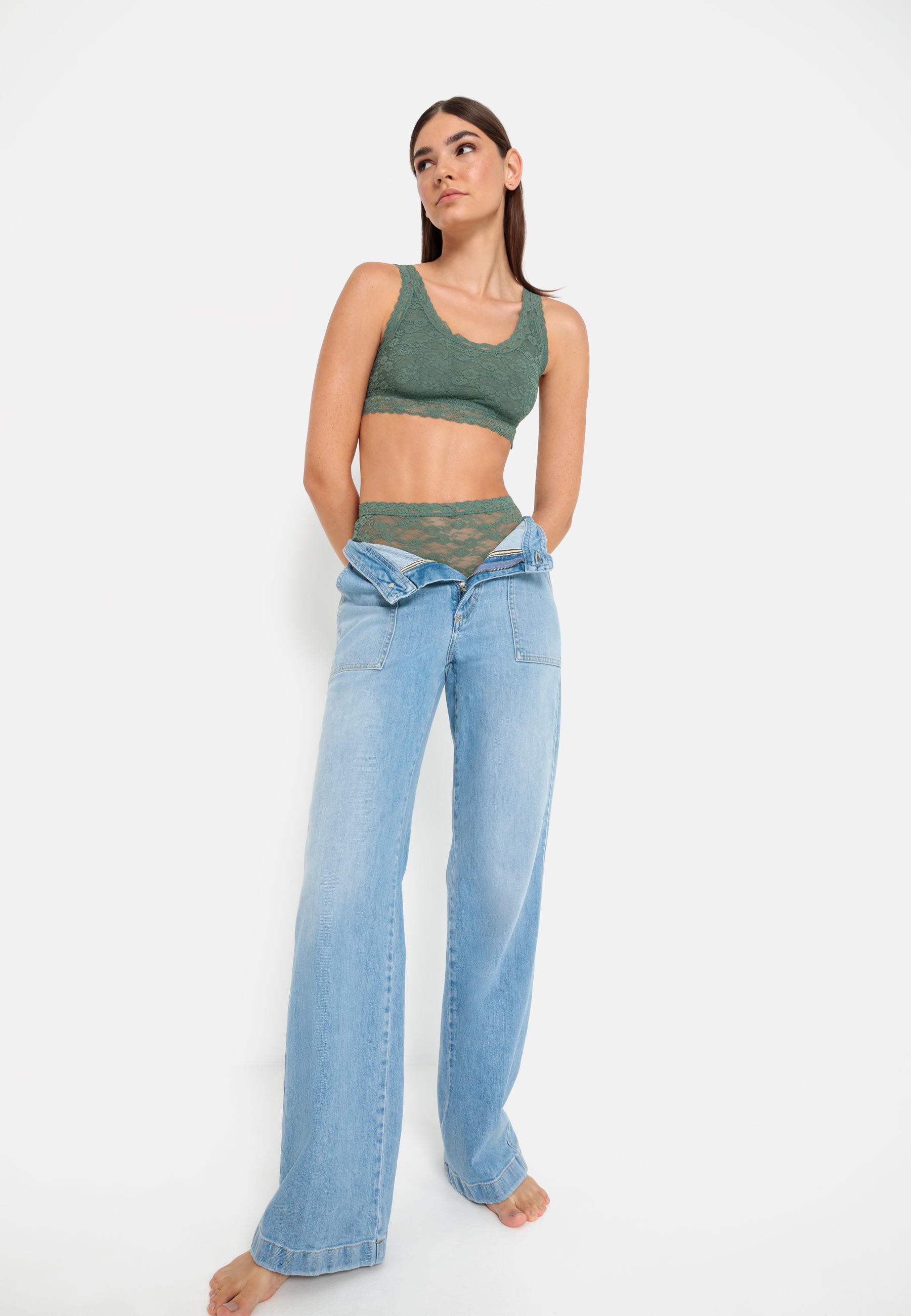 LSCN by LASCANA Bustier, aus zarter Spitze