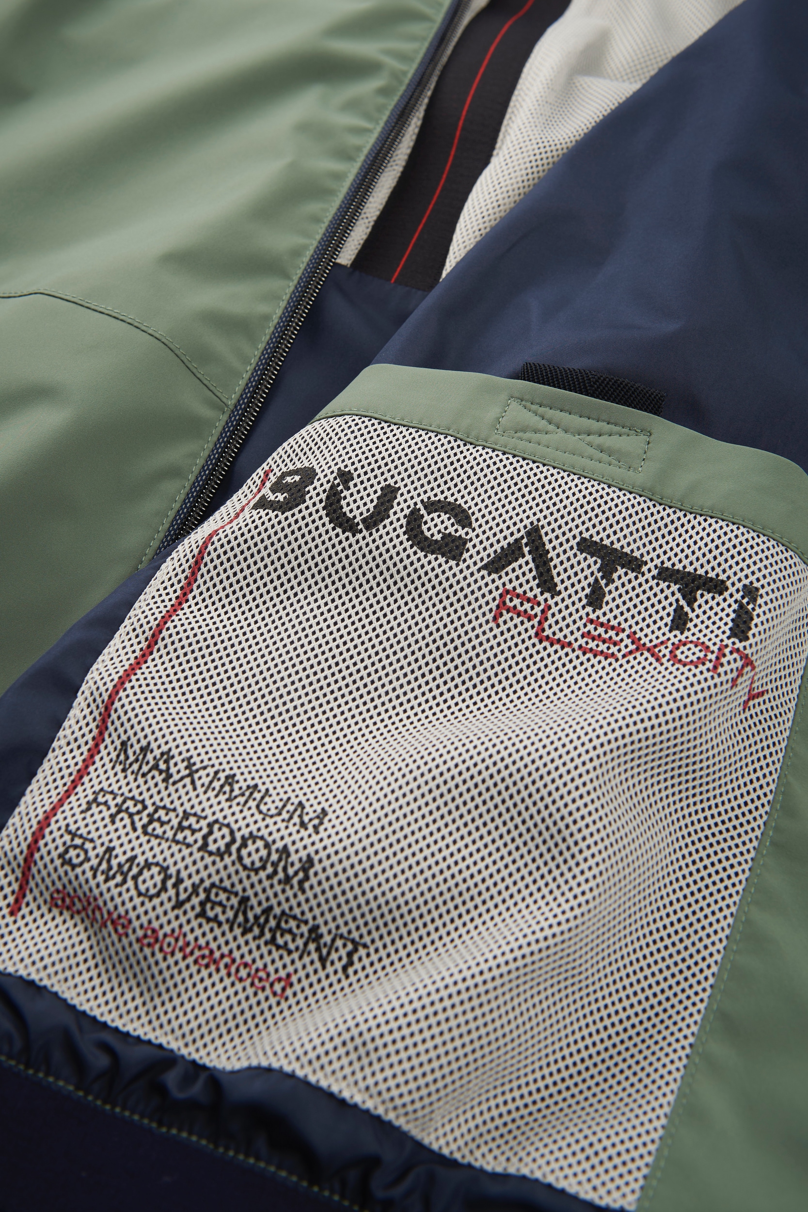 bugatti Blouson, mit Kapuze, mit einrollbarer Kapuze