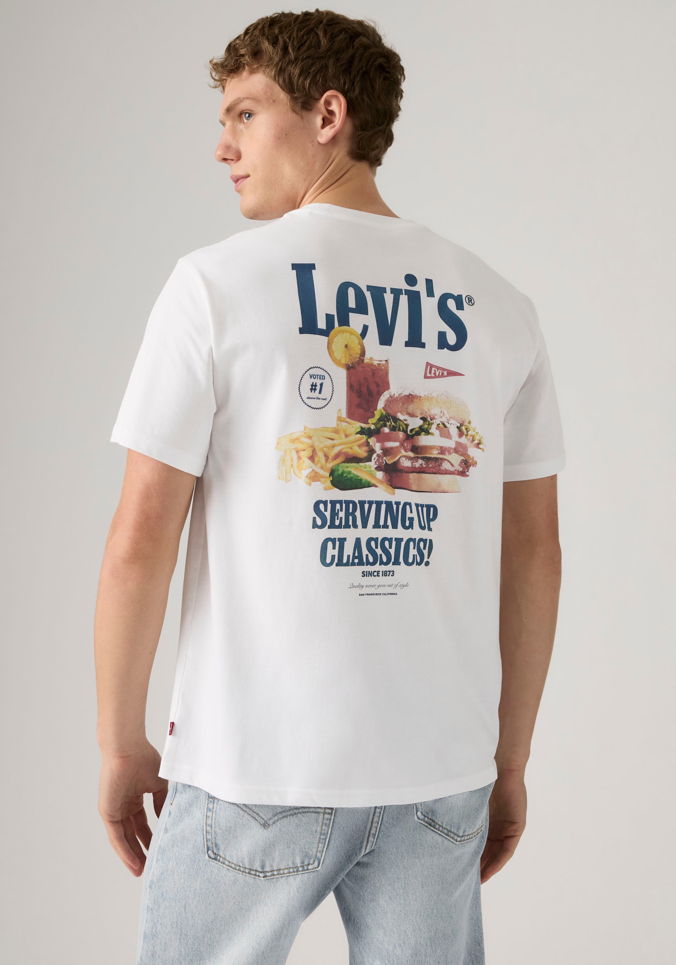 Levi's® T-Shirt »SS RELAXED FIT TEE« mit großem Frontprint