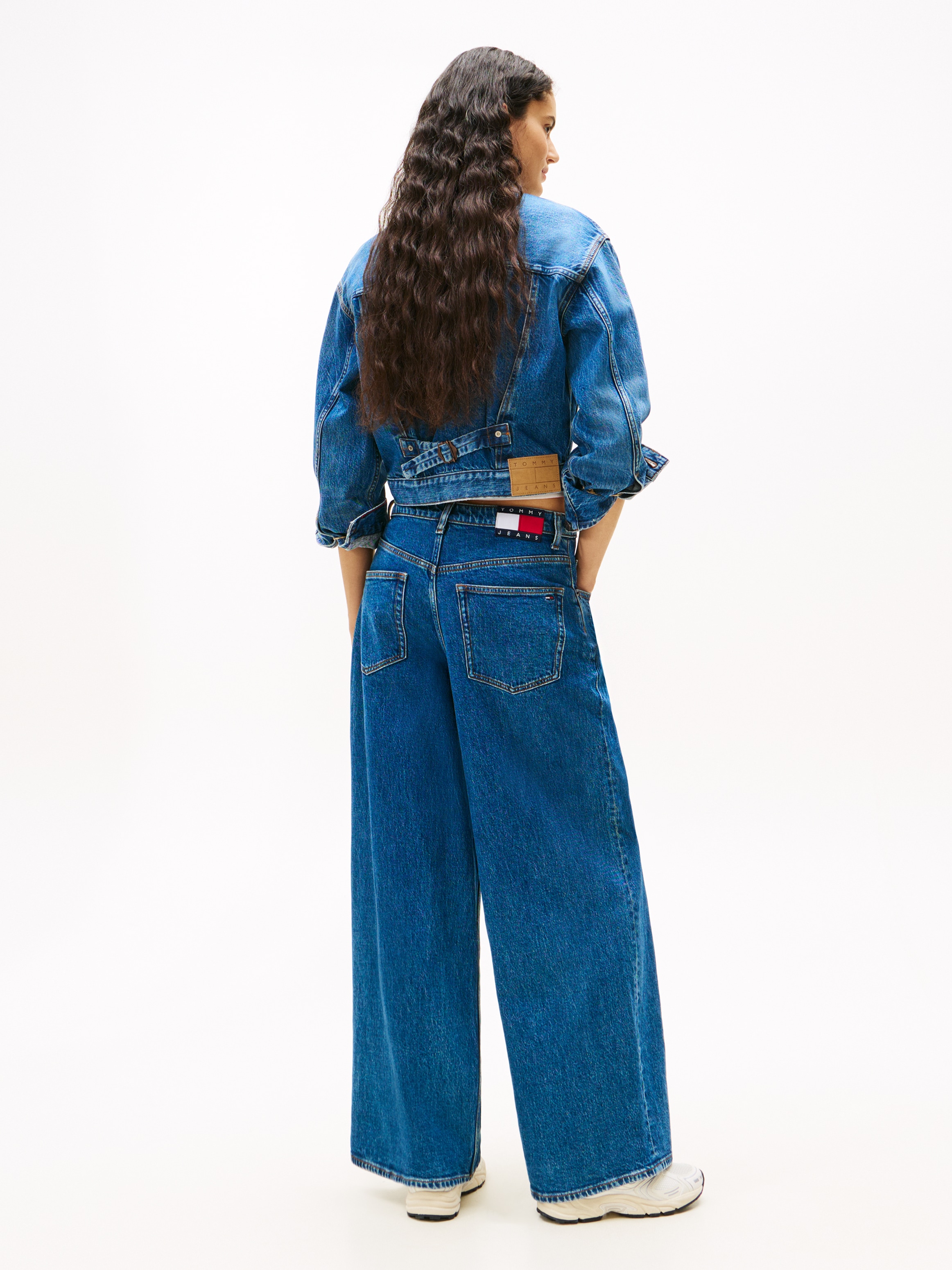 Tommy Jeans Loose-fit-Jeans »CHARLIE MR LOOSE WIDE BI4139«