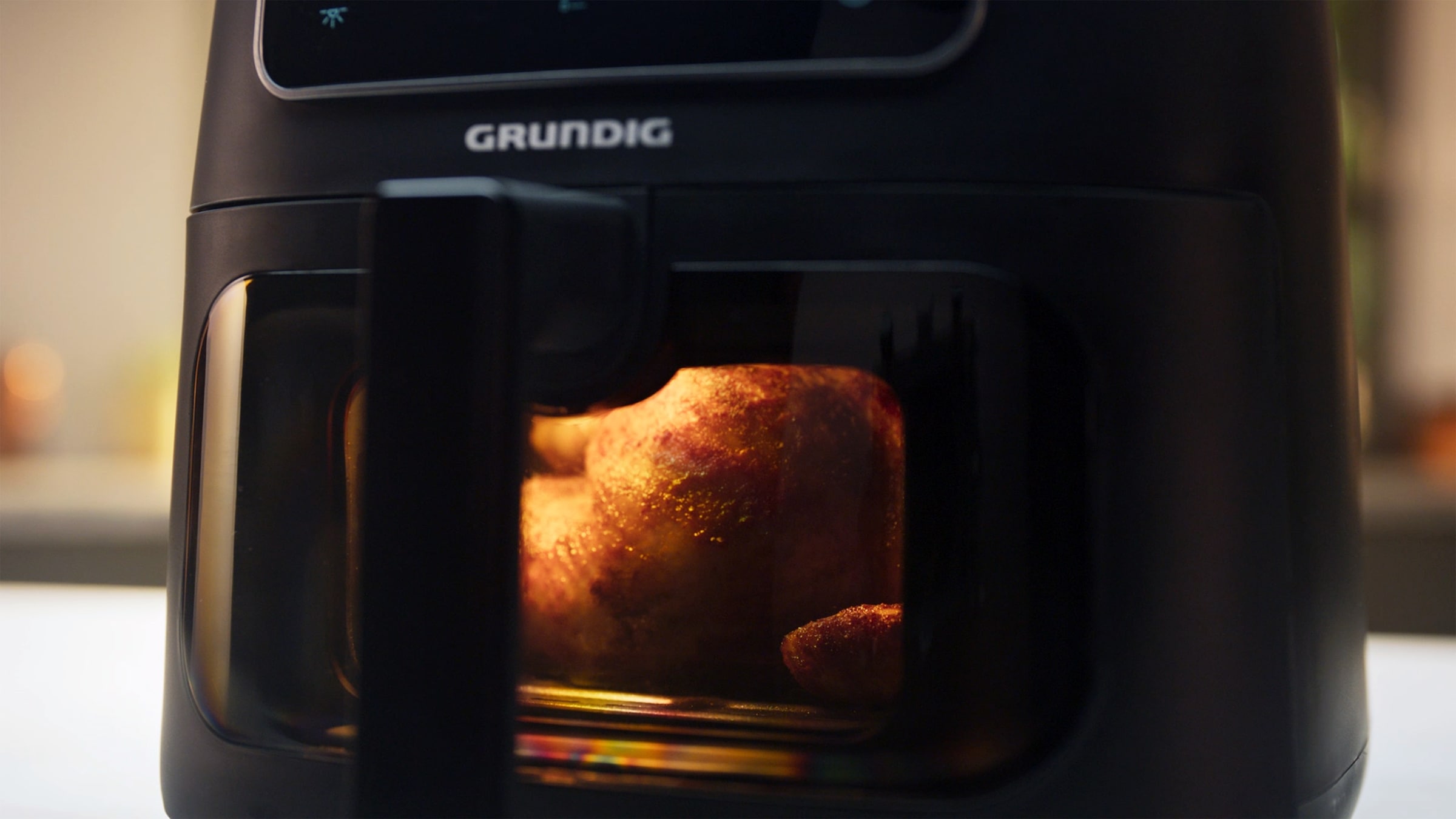 Grundig Heißluftfritteuse »XXL FRY 7320«, 1750 W, 7,6 Liter Fassungsvermögen, Sichtfenster mit Innenbeleuchtung