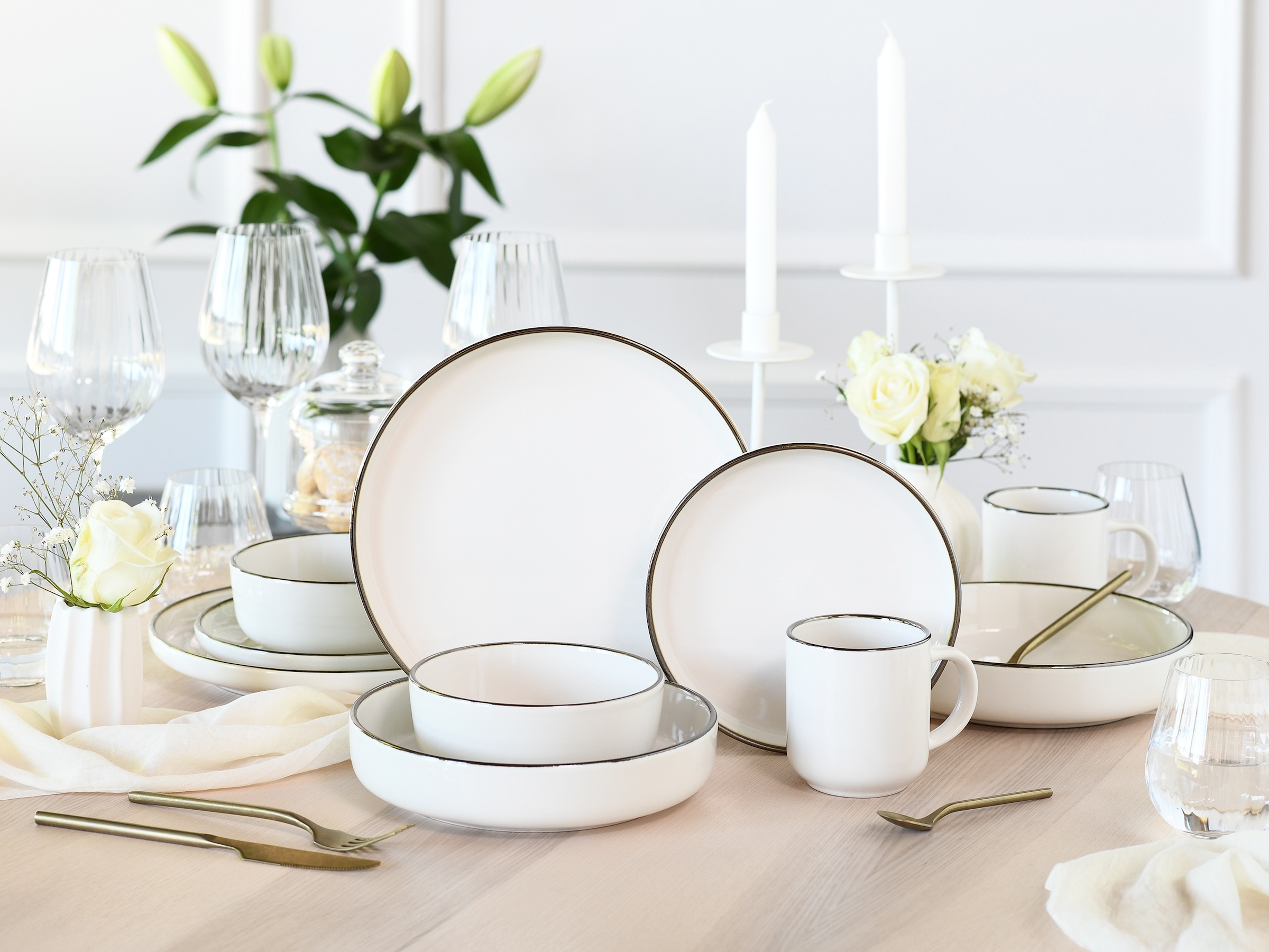CreaTable Kombiservice »Nordic Festive, Service 10-tlg.« Minimalistisches Design, Dezente goldene Akzente