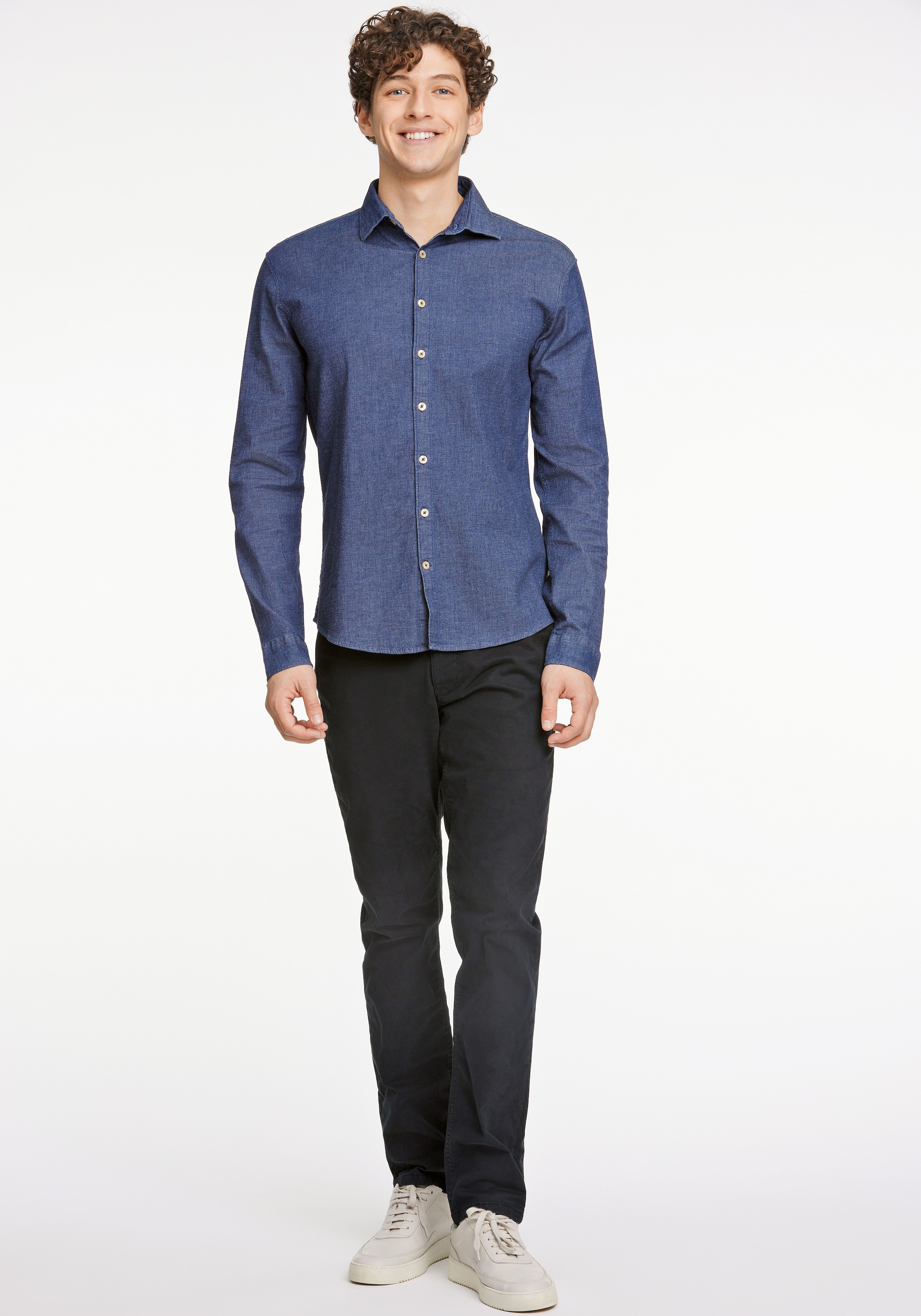 LINDBERGH Langarmhemd mit Logostickerei unten links