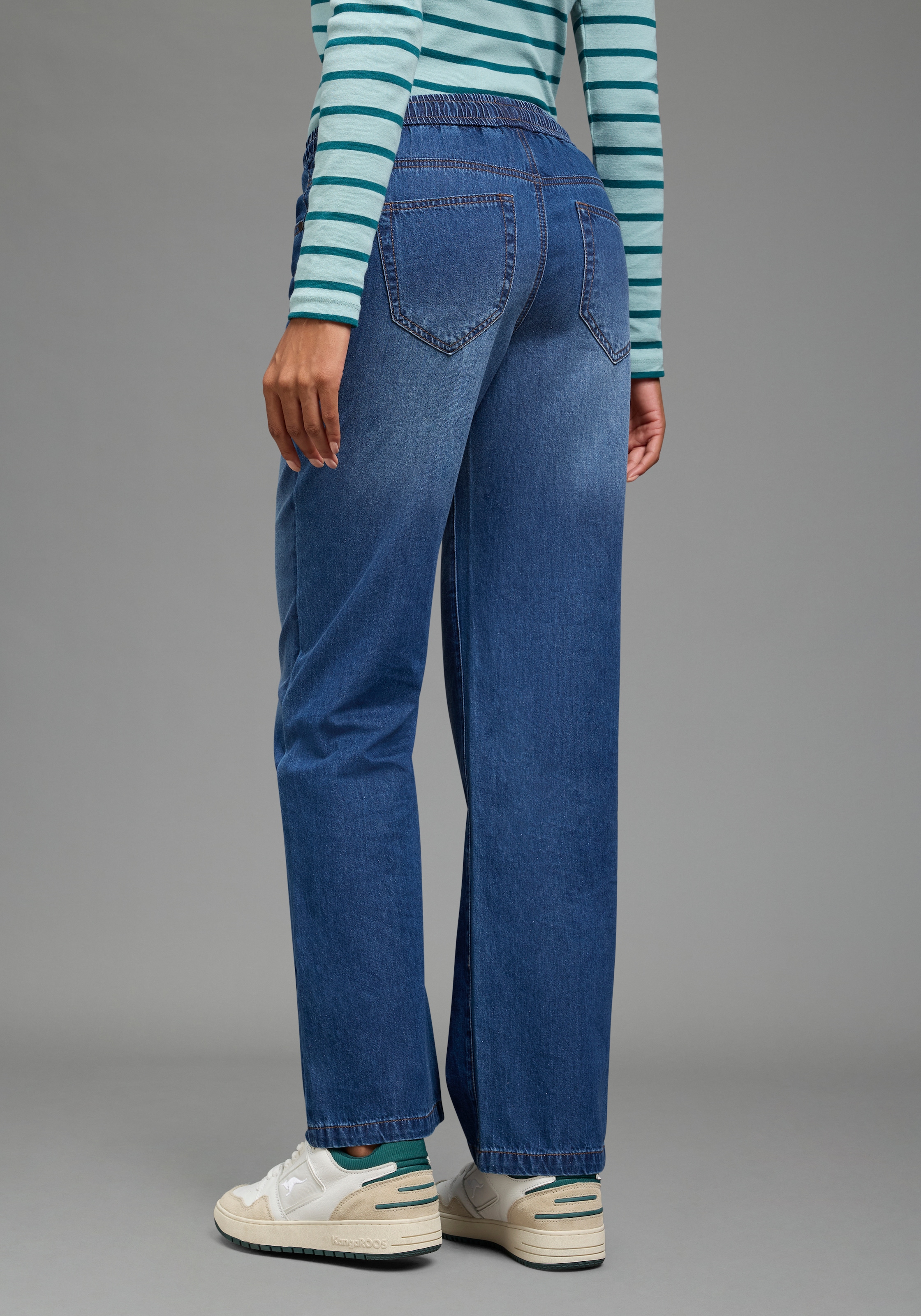 Arizona Relax-fit-Jeans »mit Schnürung« mit geradem Bein, unifarben
