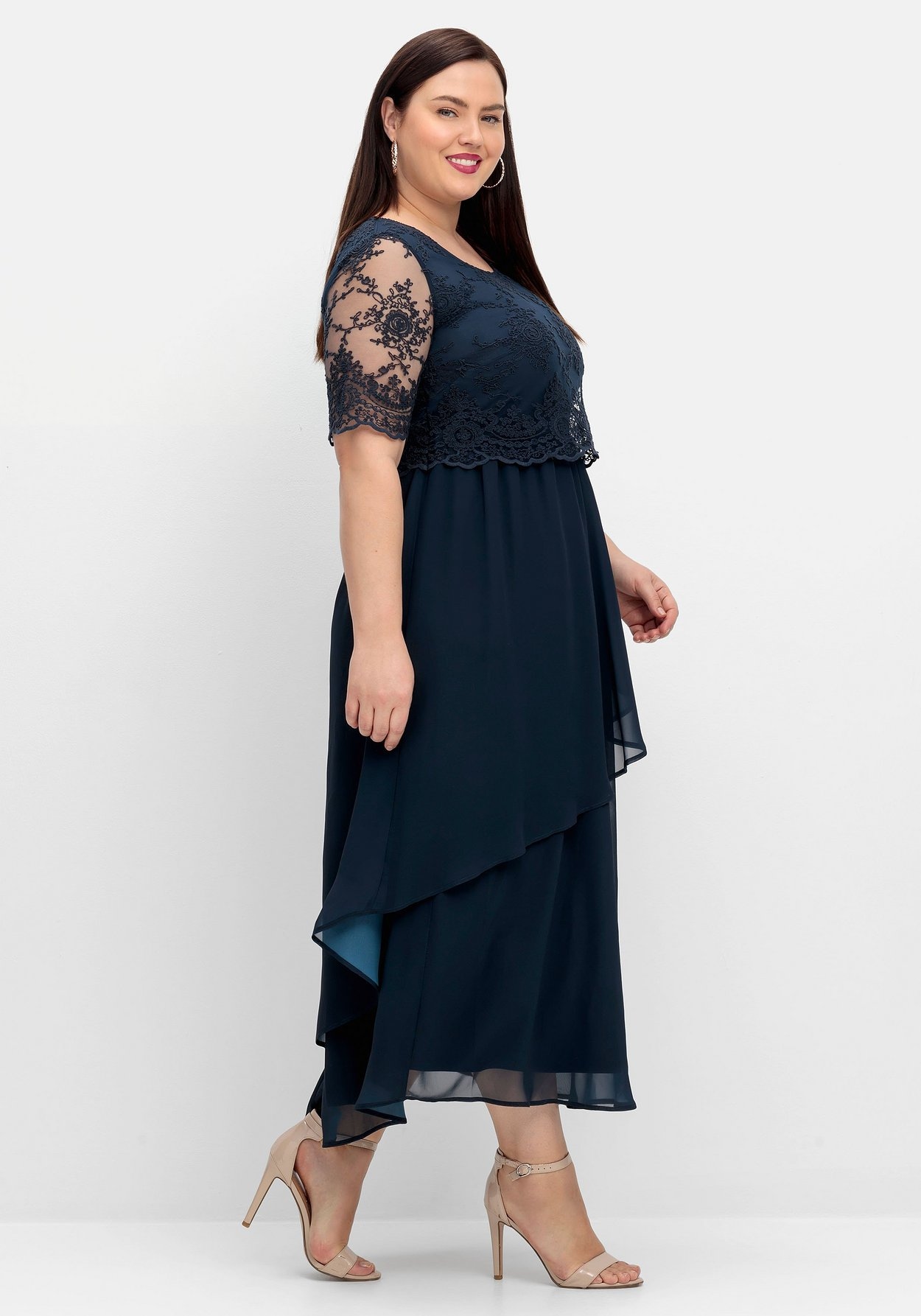Sheego Abendkleid »Abendkleid mit besticktem Mesh-Oberteil«