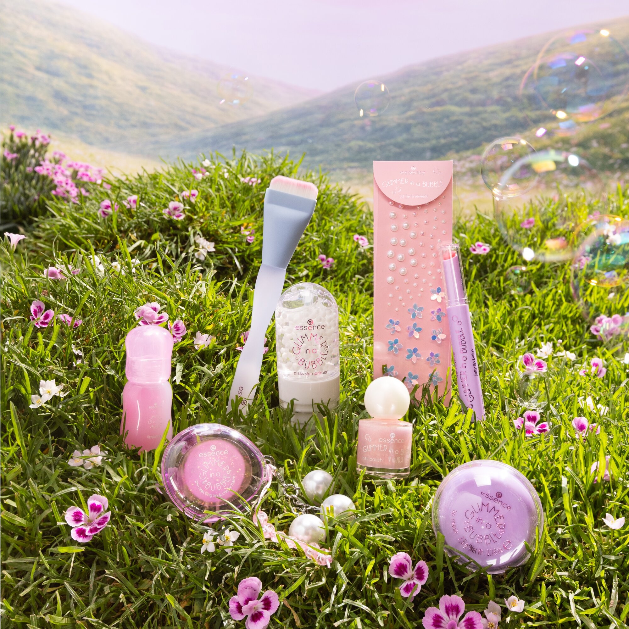 Essence Lipgloss »GLIMMER IN A BUBBLE lipgloss«