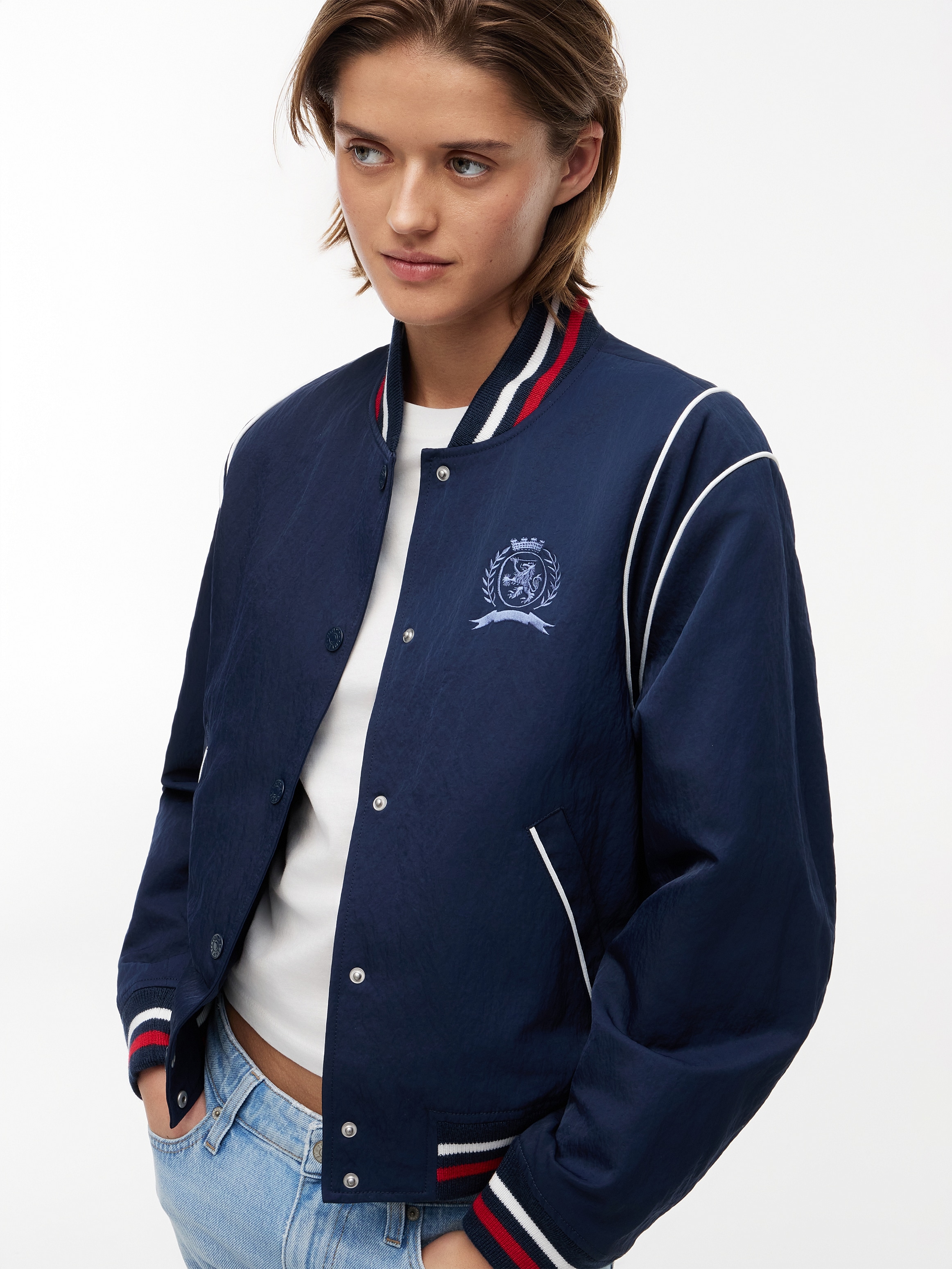 Tommy Jeans Collegejacke »TJW CREST VARSITY JACKET« Kunstfaser, Baseball-Kragen, im College Stil