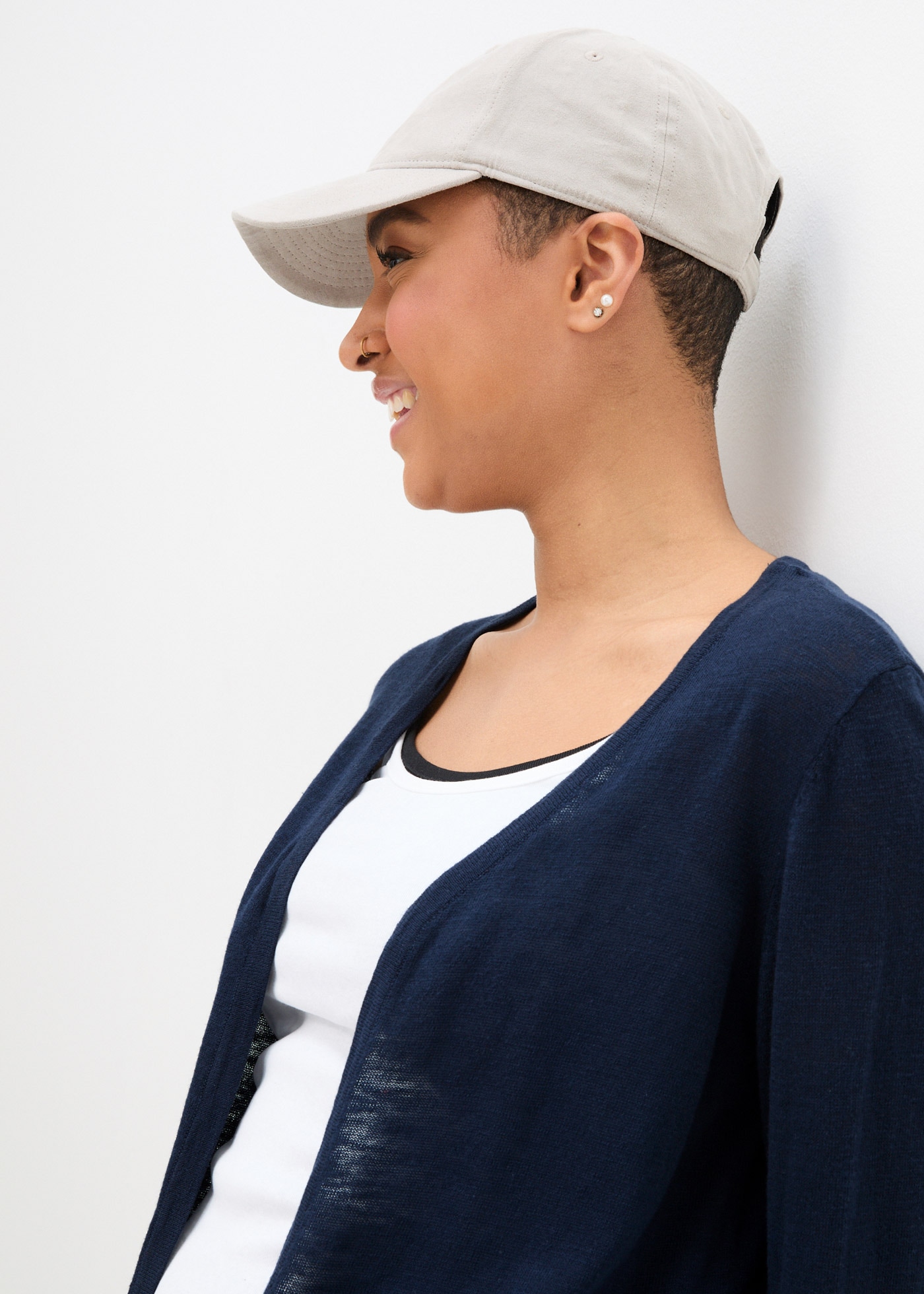 bonprix Strickjacke lockere Passform, Slub-Strick, Casual Stil, aus Baumwolle