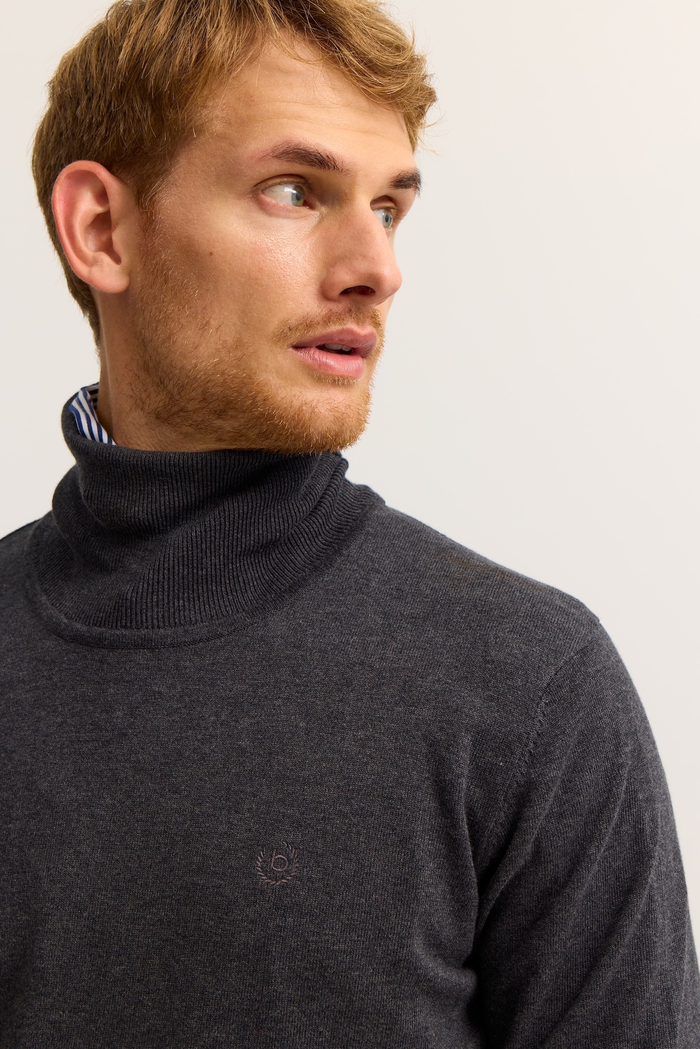 bugatti Rollkragenpullover »Regular Fit« aus reiner Baumwolle