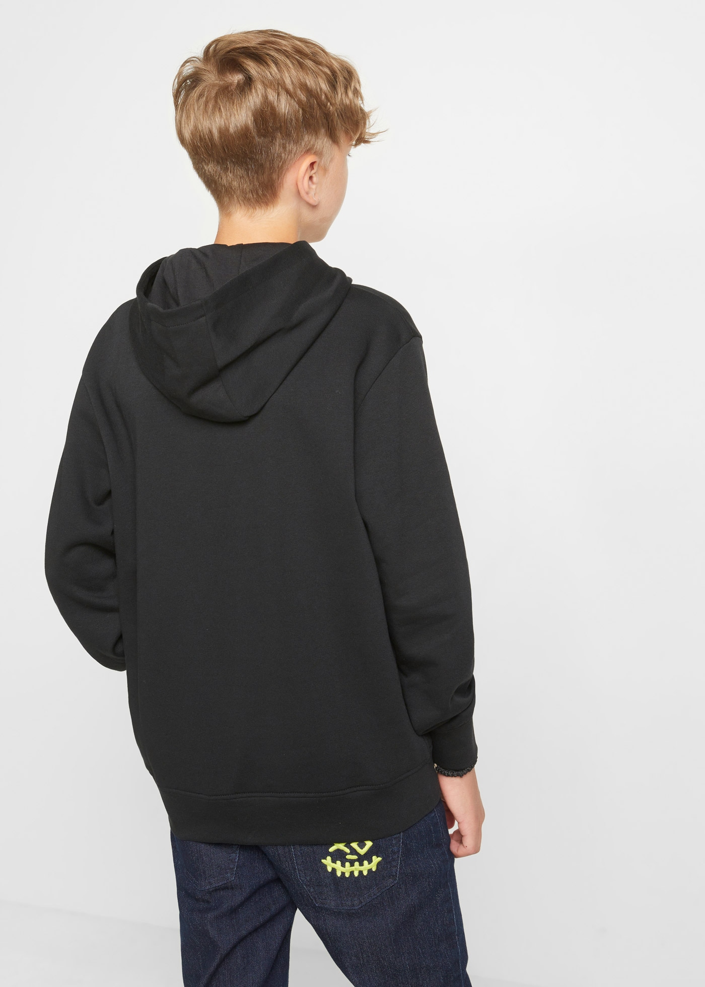 bonprix Hoodie , mit coolem Print, aus Baumwoll-Mix, mit Kapuzenfutter aus Baumwolle
