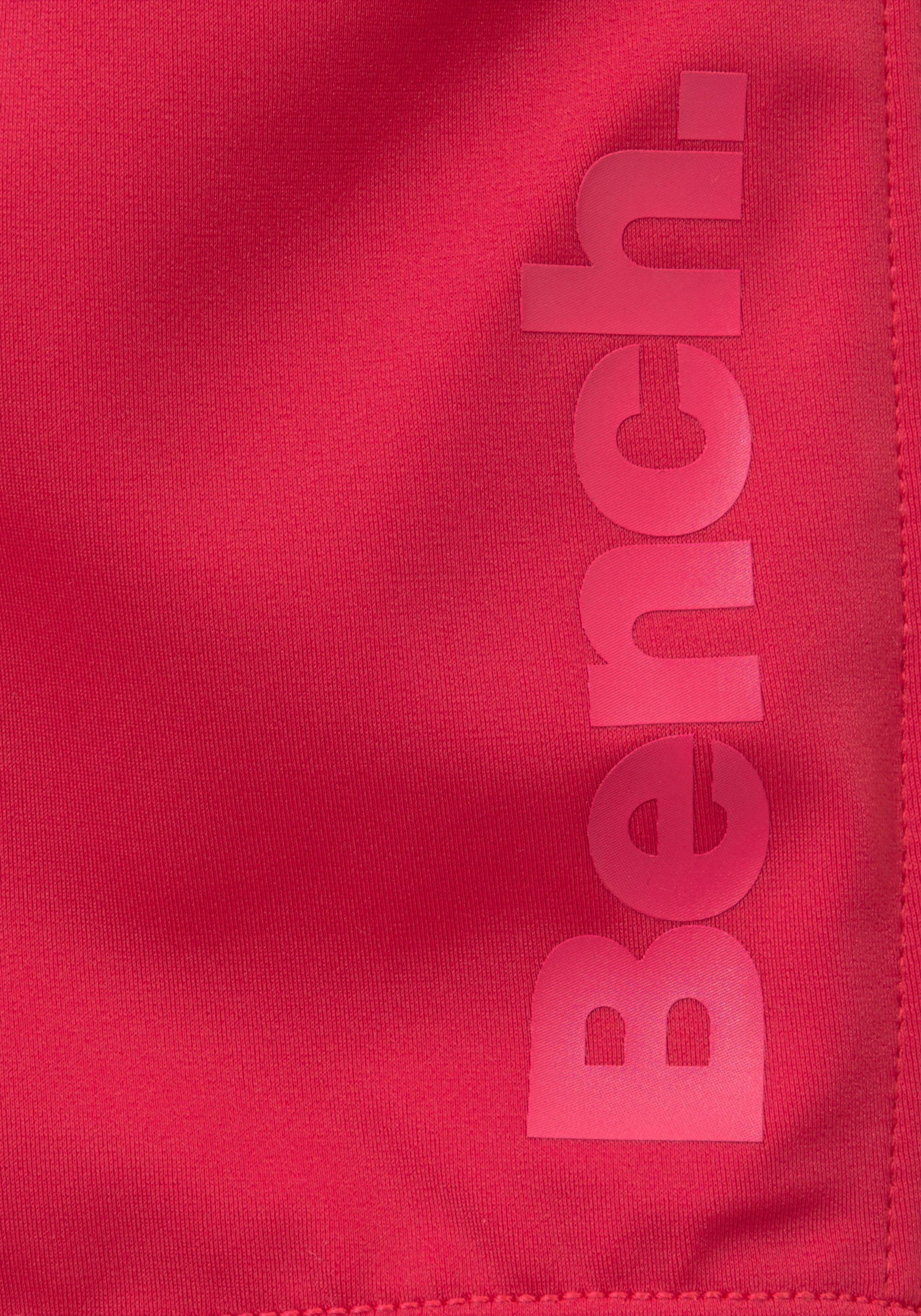 Bench. Boxer-Badehose, mit seitlichem Logoprint