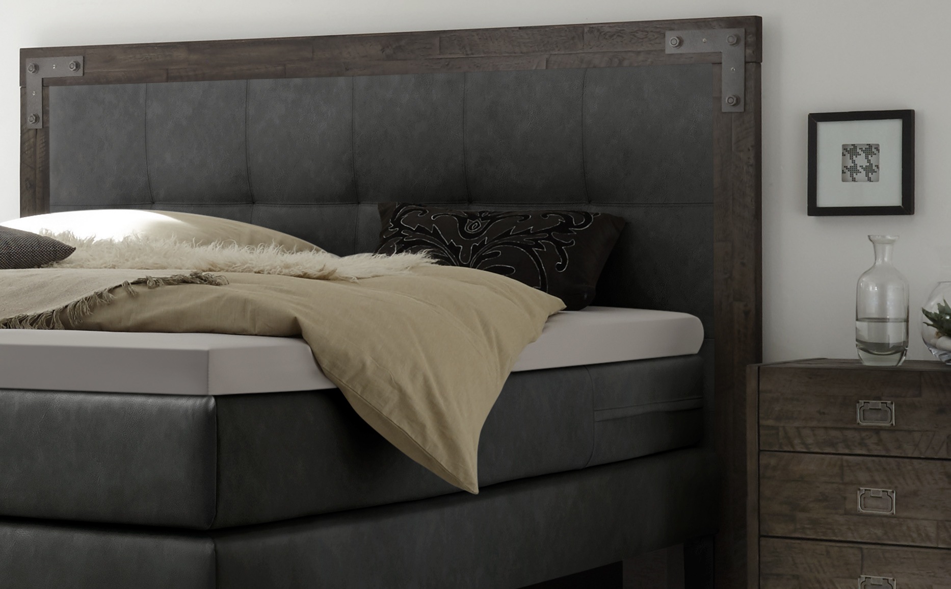 HASENA Boxspringbett Memphis, im Vintagelook, Massivholz-Umrandung, Tonnentaschen-Federkernmatratze