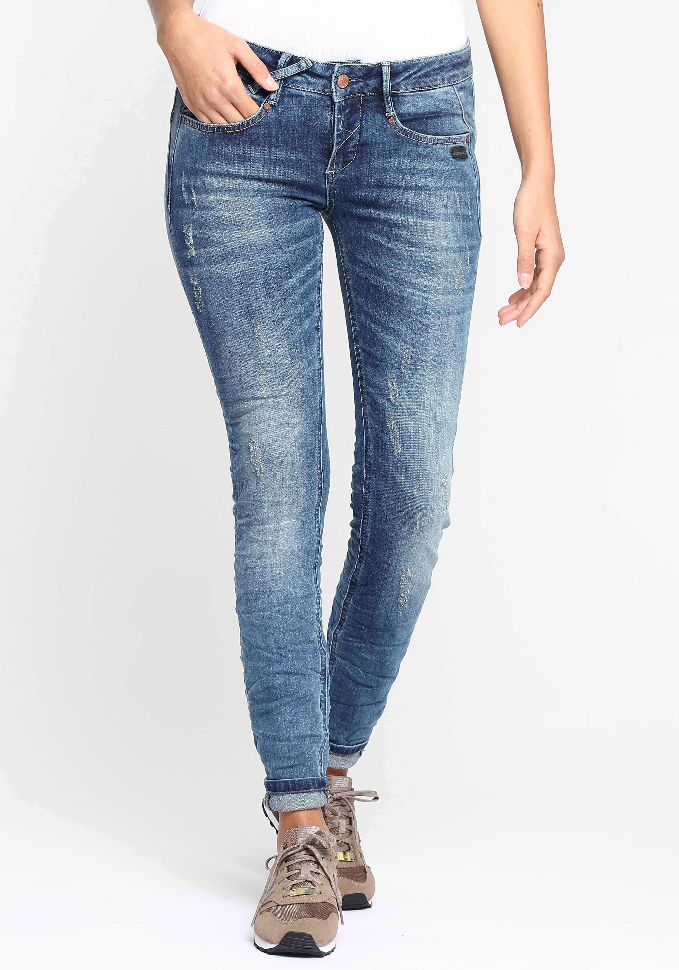 Skinny-fit-Jeans »94NELE«, mit gekreuzten Gürtelschlaufen vorne am Bund
