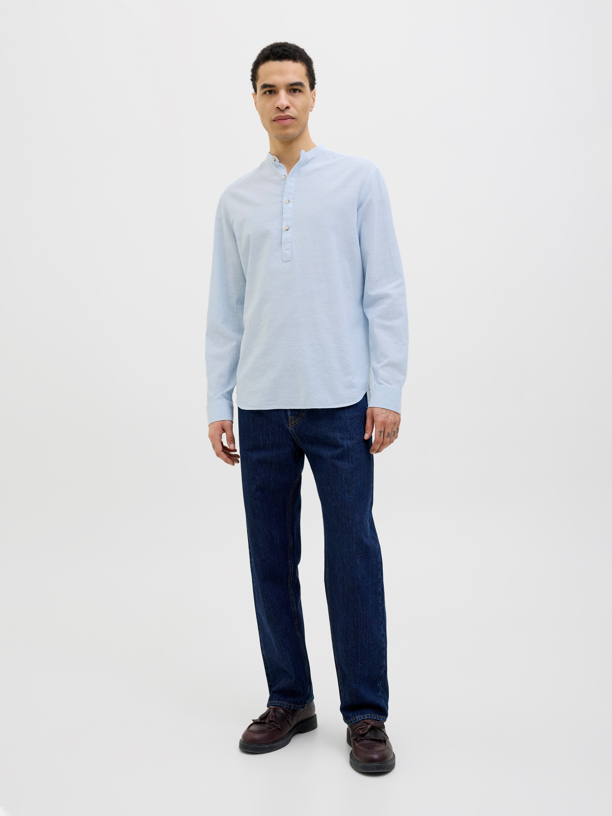 Jack & Jones Langarmhemd »JJESUMMER HALF PLACKET SHIRT LS SN«, mit Bandkragen