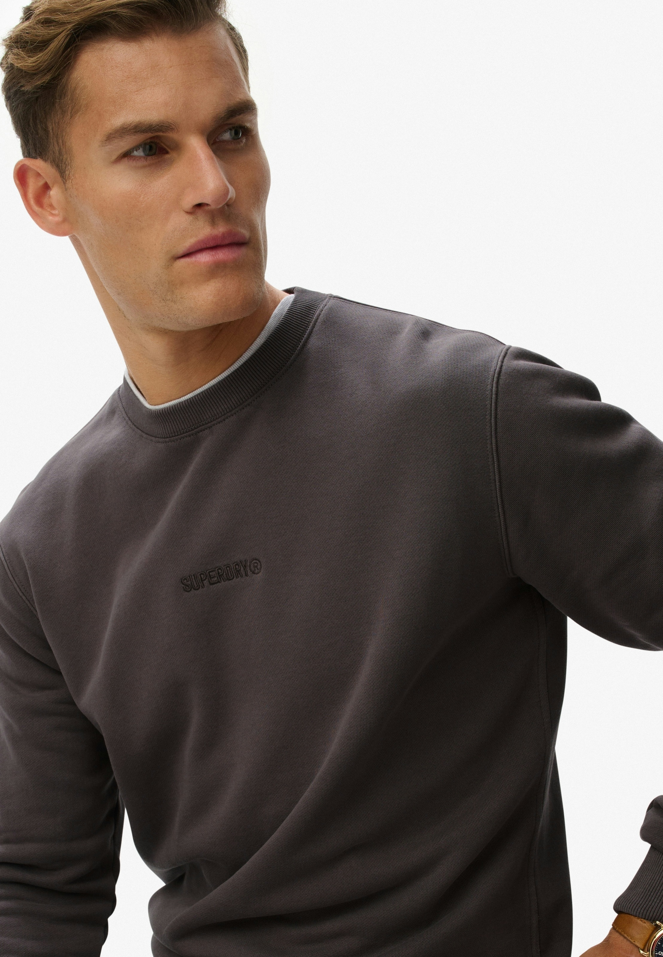 Superdry Sweatshirt »MICRO LOGO CREW«, aus Baumwolle und Polyester, Relaxed Fit, angeraute Sweatware
