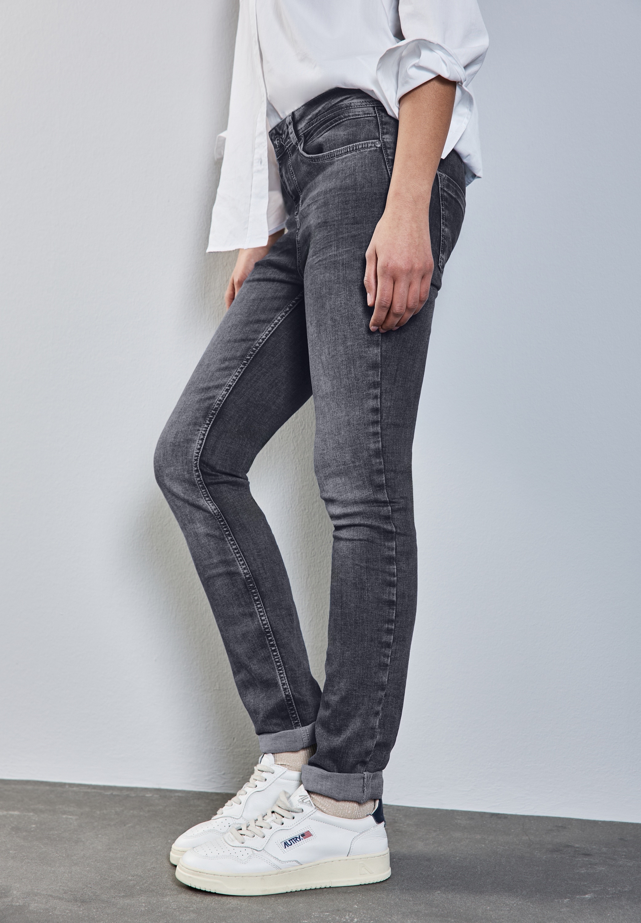 STREET ONE Regular-fit-Jeans »JANE«, im Five-Pocket Style