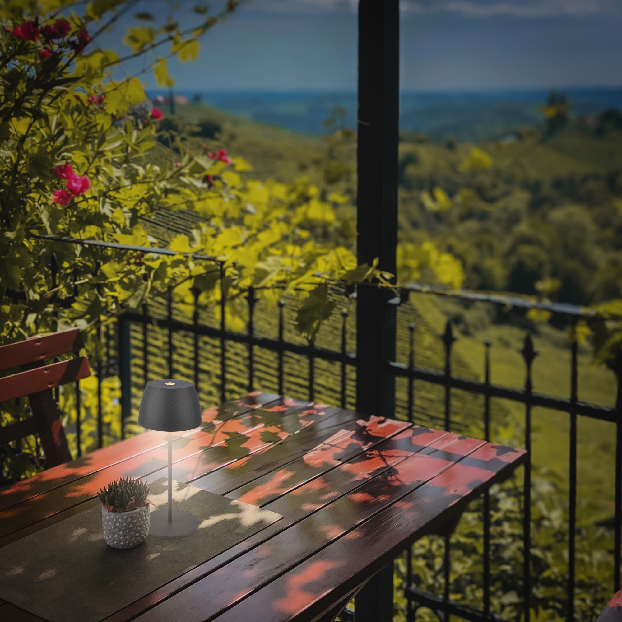 B.K.Licht Außen-Tischleuchte »BK_TL1606 Mini Akku LED Tischlampe, Touchdimmer, mit USB-C« LED-Modul 1 Stk. Extra-Warmweiß 2.700 K, 150Lm, 2,5W, Akku wechselbar, max. 24h Leuchtdauer, Anthrazit